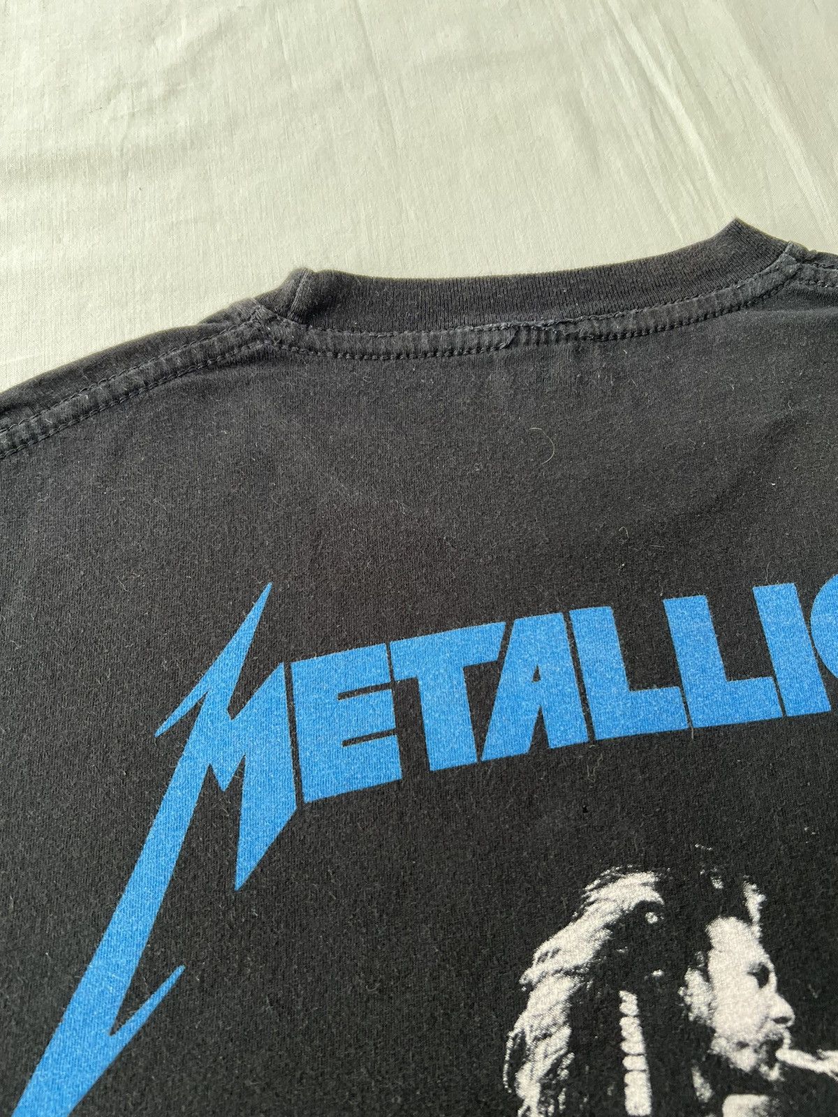 Band Tees Vintage 2000s Metallica Ride The Lightning Black T-shirt Size US L / EU 52-54 / 3 - 13 Thumbnail