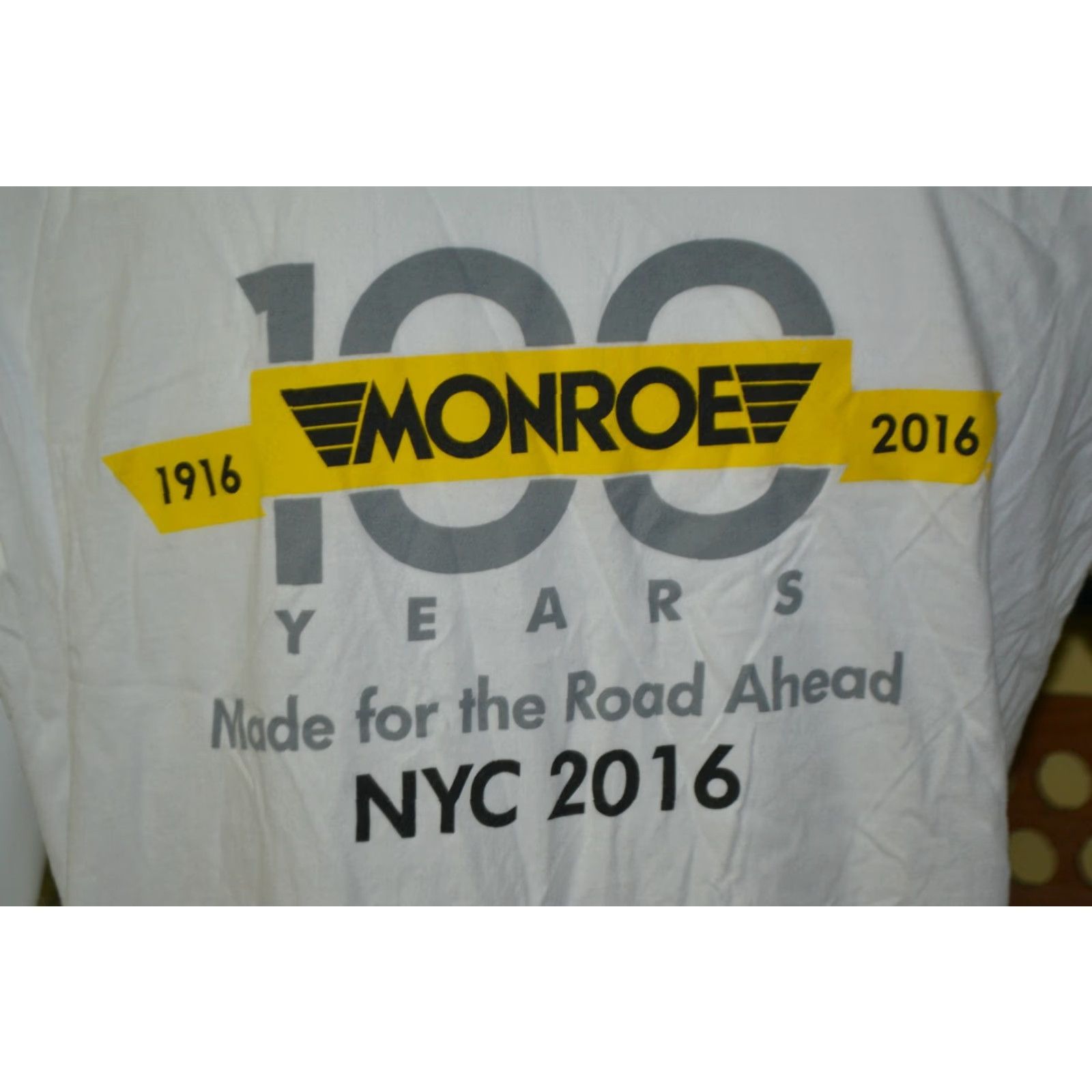 Gildan Monroe Shocks & Struts 100 Years Blizzard Party NYC Jonas T Shirt XL Auto MI Size US XL / EU 56 / 4 - 2 Thumbnail