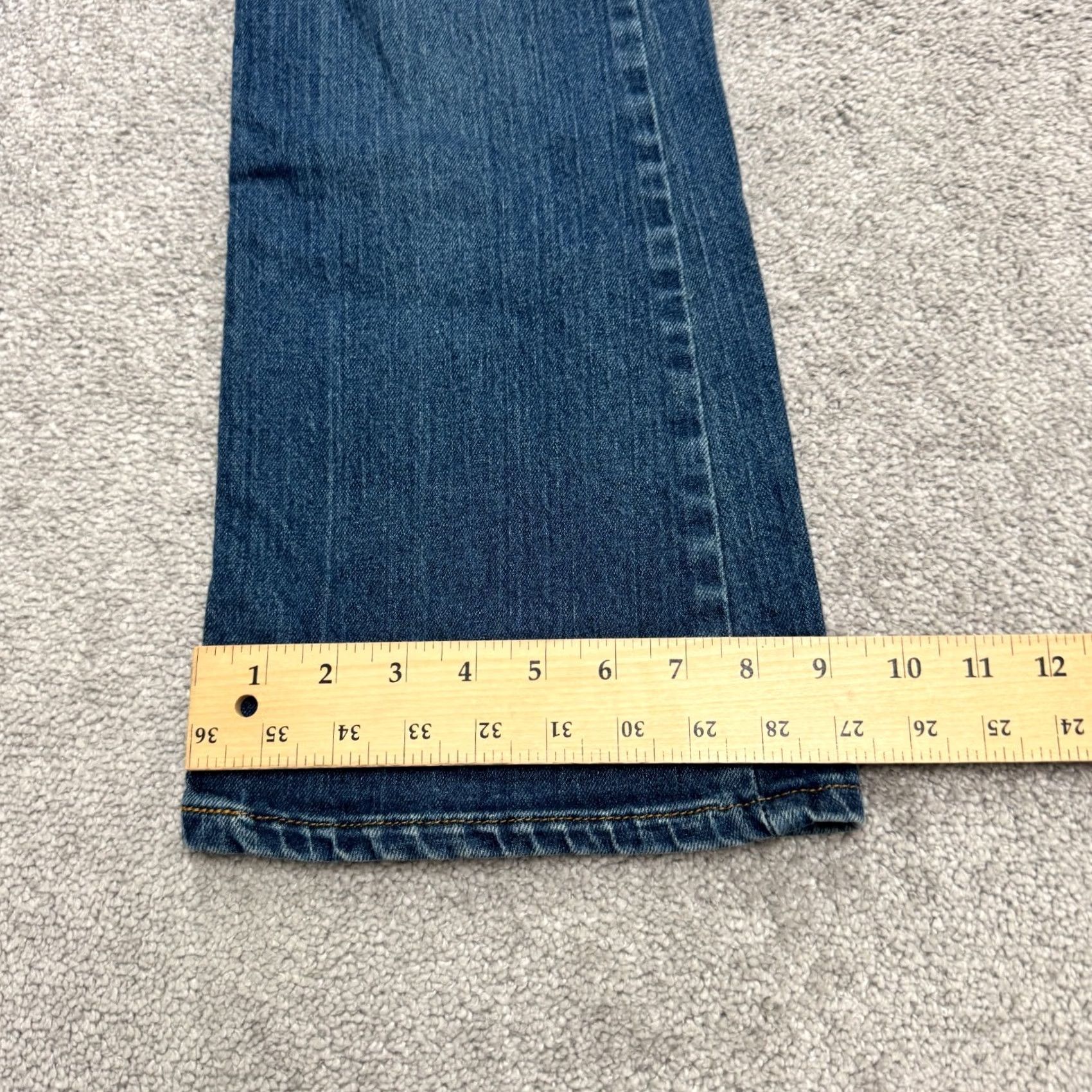 Levi's Levi's 515 Bootcut Jeans Womens 10M Medium Blue Cotton Denim Regular 34 Inseam 31 in 5-Pocket Stretch Casual City Streetwear Mens Womens Girls Size 32" / US 10 / IT 46 - 2 Thumbnail