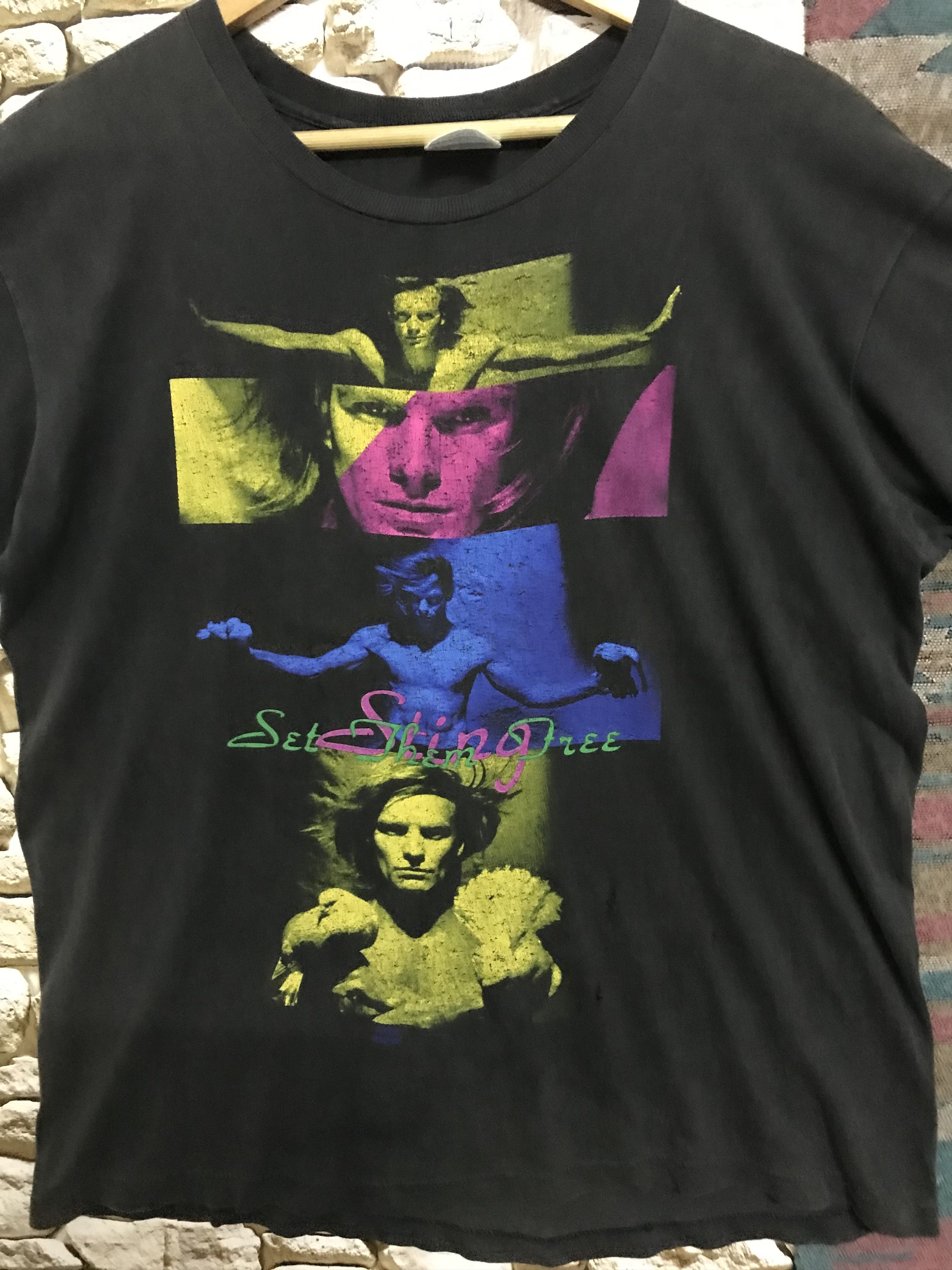 Vintage Vintage Distres Sting Set Them Free Band Tees Size US L / EU 52-54 / 3 - 3 Thumbnail