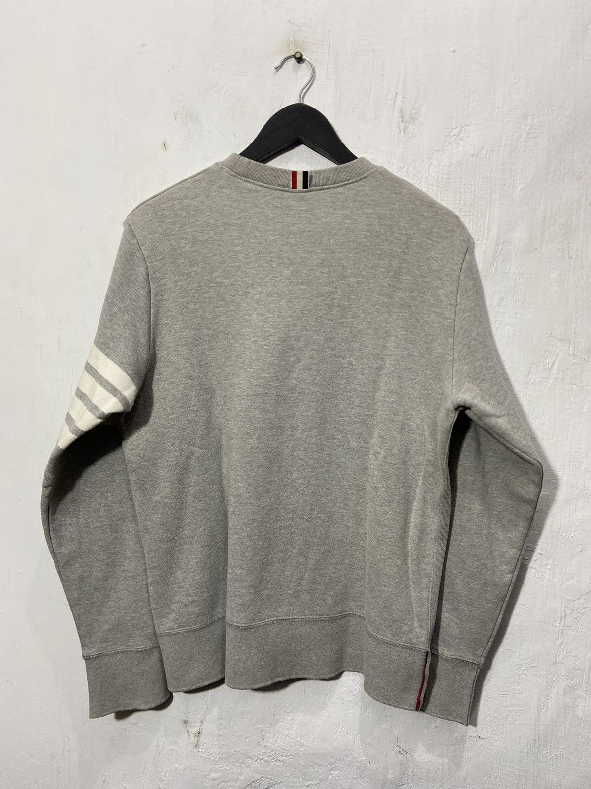 Thom Browne Thom Browne - 4 Bar Sweatshirt Grey Size US L / EU 52-54 / 3 - 14 Thumbnail