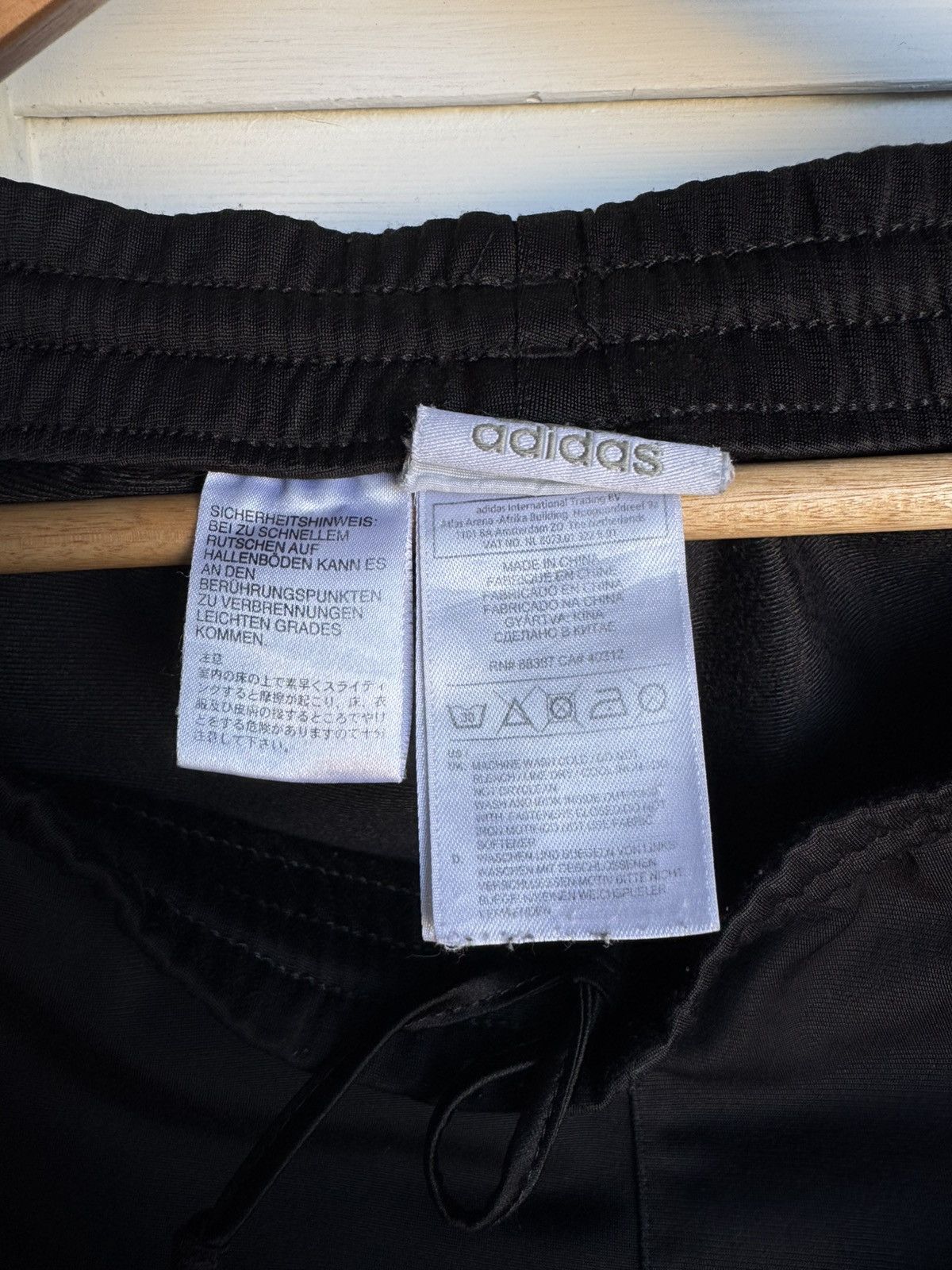 Adidas Vintage Adidas FC Milan Track Training Soccer Pants Black Size US 34 / EU 50 - 13 Thumbnail
