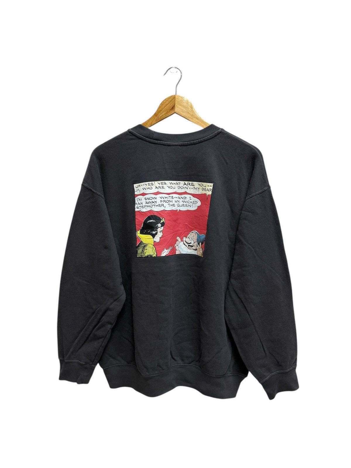 Uniqlo Disney Backhitlogo Cartoon Network Sweatshirt