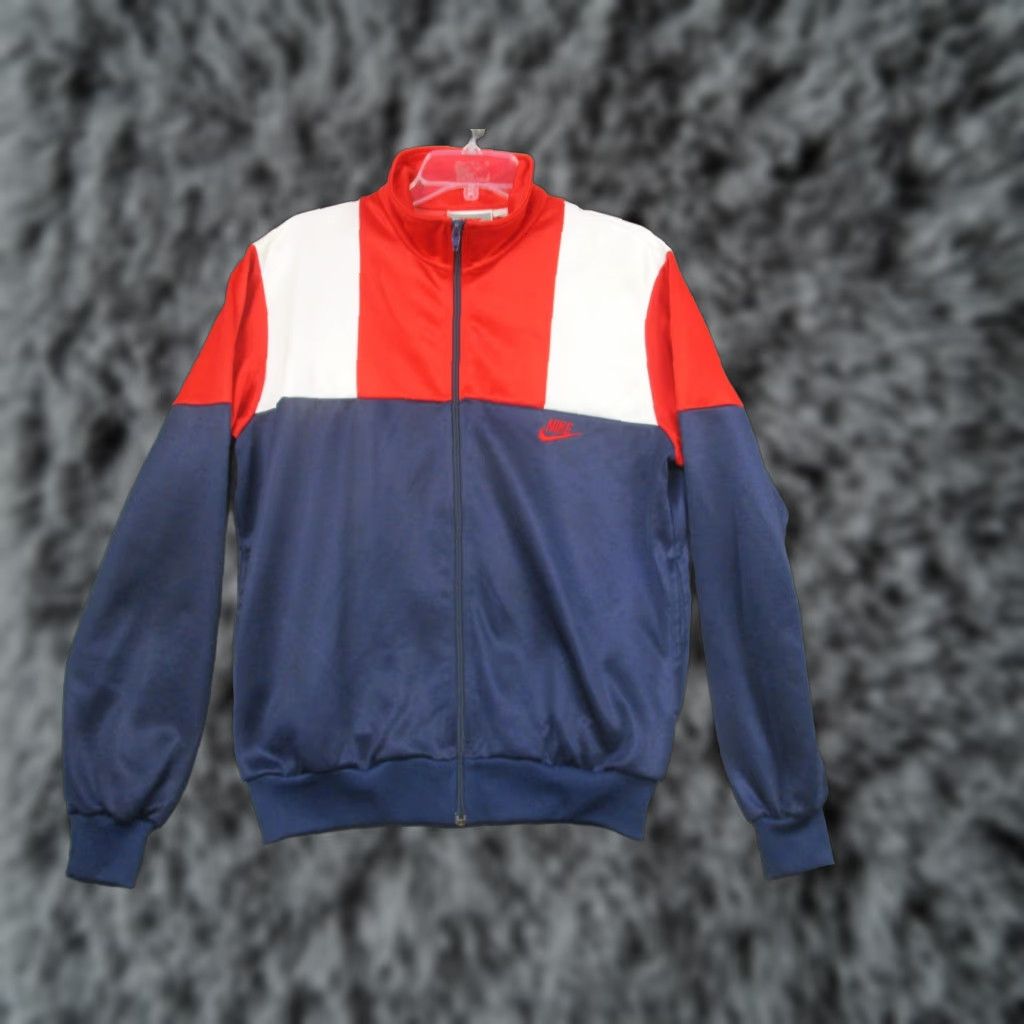 Nike VINTAGE Nike Jacket Mens M Red White Blue Track Full Zip Hong Kong 80s 90s Nike AeroLoft Size US M / EU 48-50 / 2 - 1 Thumbnail