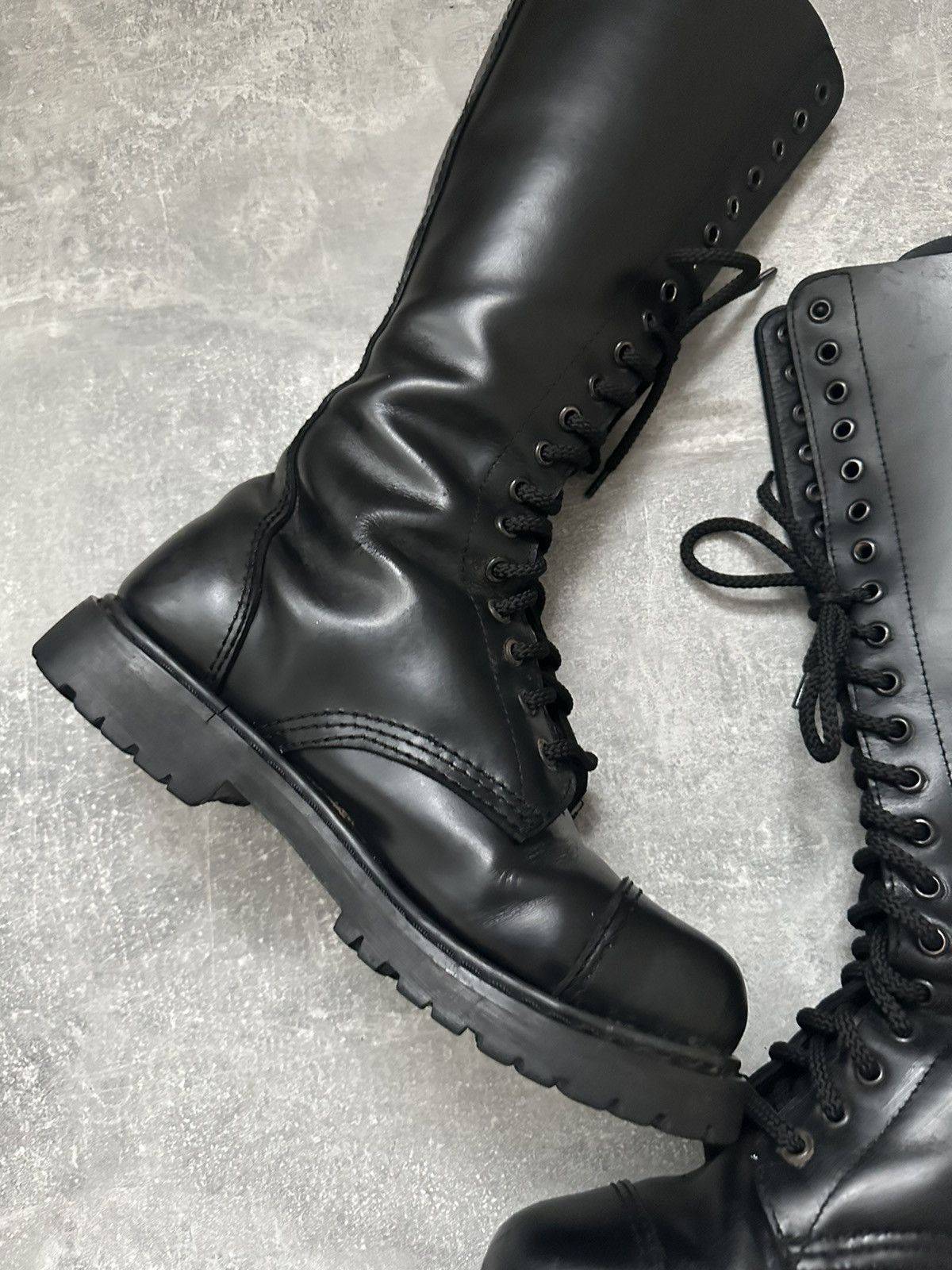 Japanese Brand Vintage Avant Garde Invader England combat leather boots Size US 8.5 / EU 41-42 - 4 Thumbnail