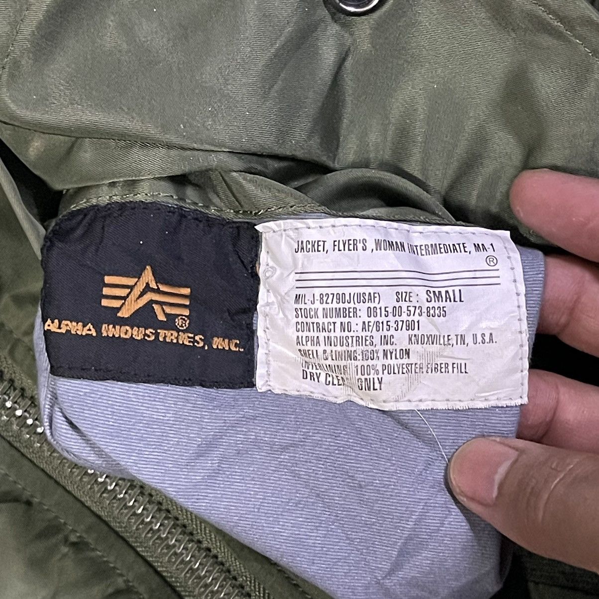Alpha Industries Vintage Alpha Industries MA 1 Flight Bomber Jacket Size S / US 4 / IT 40 - 9 Thumbnail