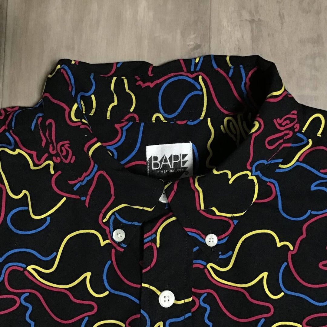 Bape 🔥Vintage🔥 BAPE Neon camo BD shirt a bathing ape NIGO Size US L / EU 52-54 / 3 - 4 Thumbnail