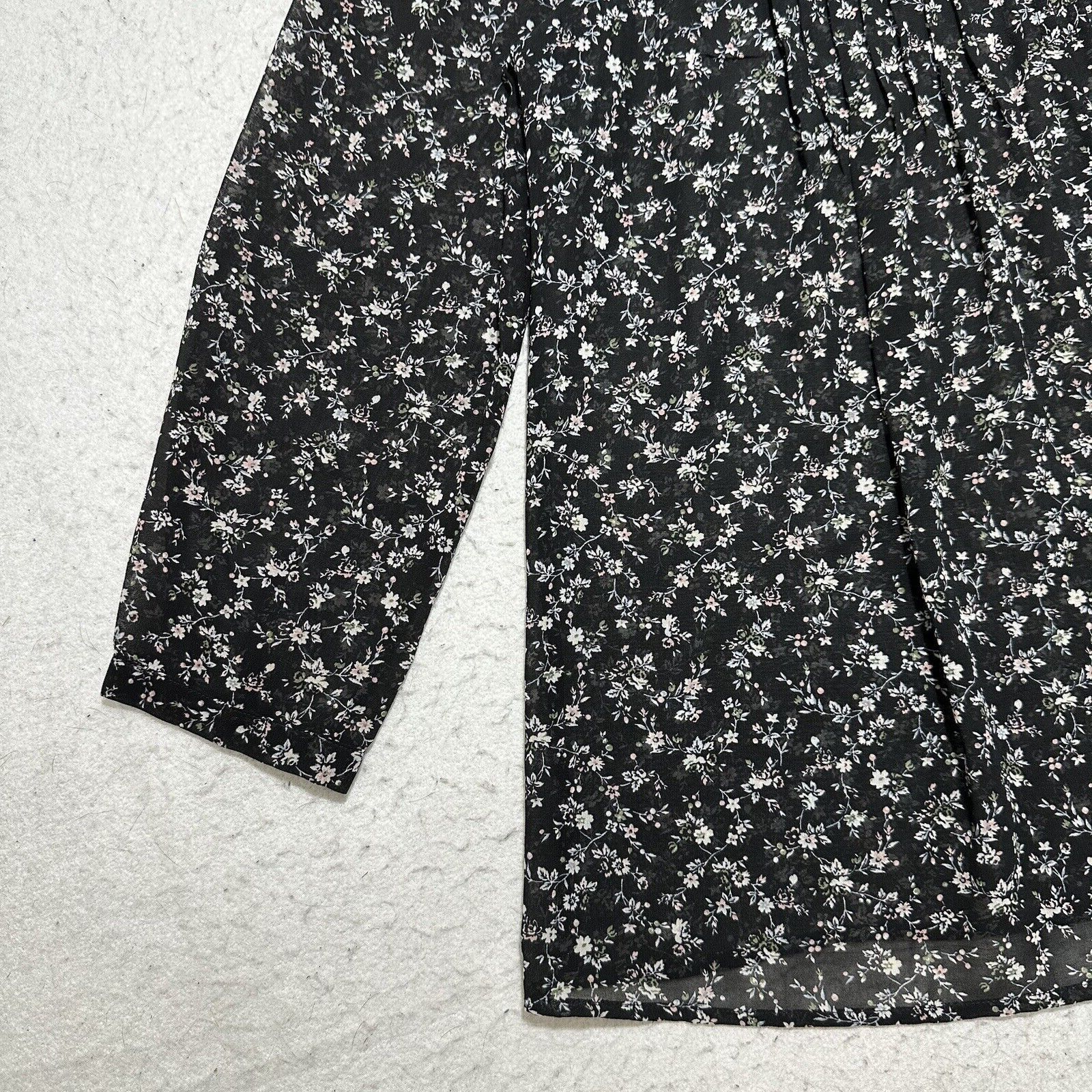 Gap GAP XS Black Crewneck Ruffle Long Sleeve Top Floral Blouse Size XS / US 0-2 / IT 36-38 - 7 Thumbnail
