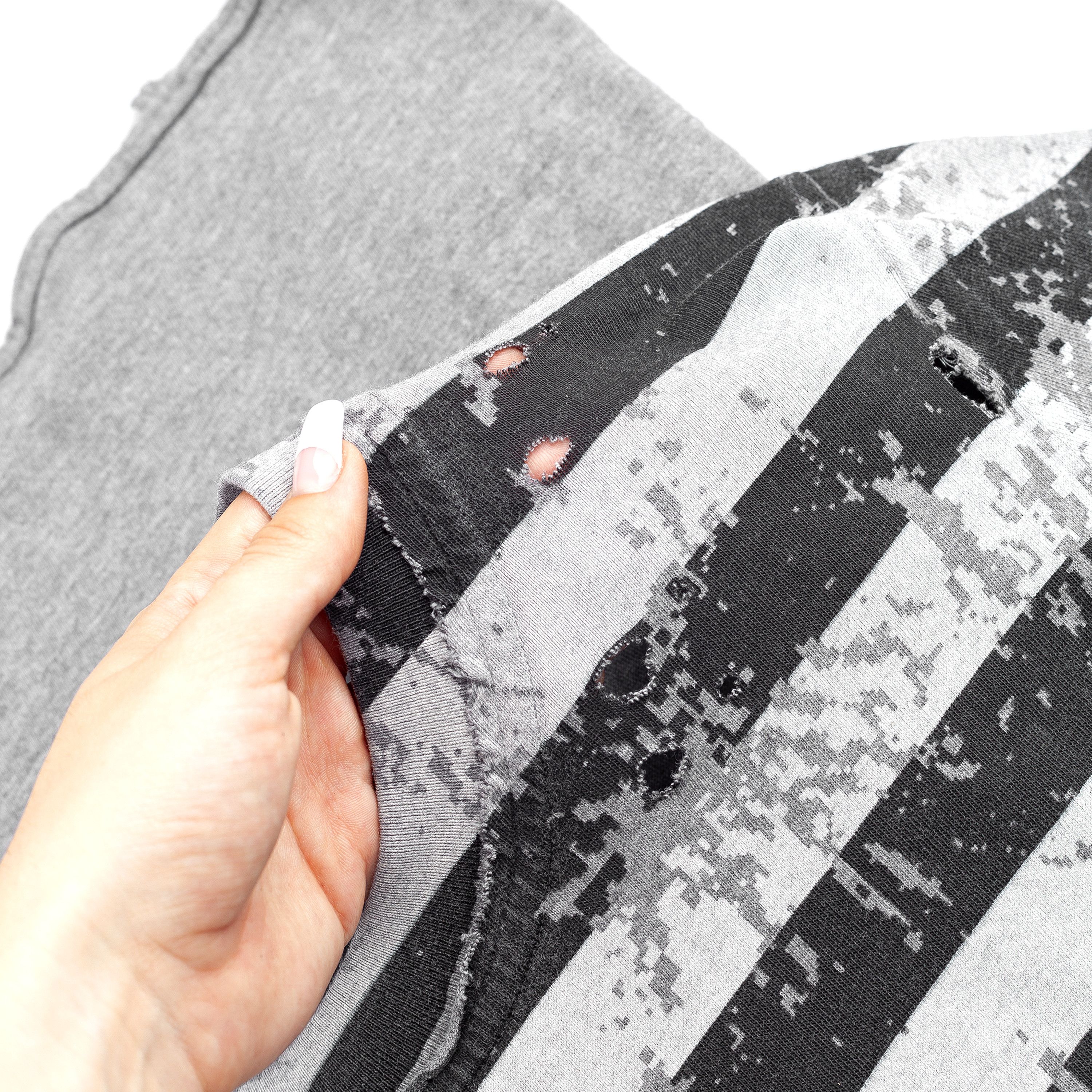 Dolce & Gabbana Dolce & Gabbana Vintage Grey Distressed US Flag T-Shirt (S) Size S / US 4 / IT 40 - 5 Thumbnail