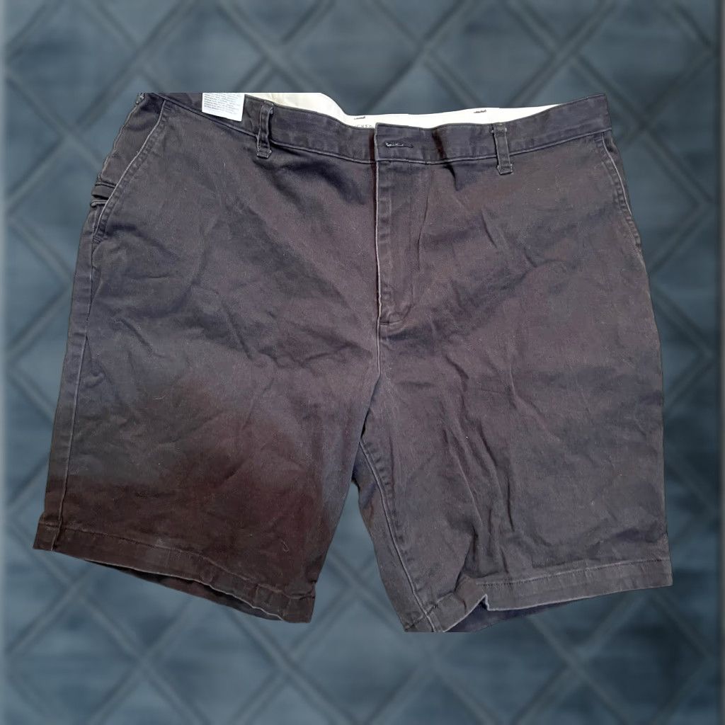 Dockers DOCKERS Men Shorts Bermuda 40 Black Solid Cotton Casual Pockets Belt Loops Regular Inseam 10" Mens Size US 40 / EU 56 - 1 Thumbnail