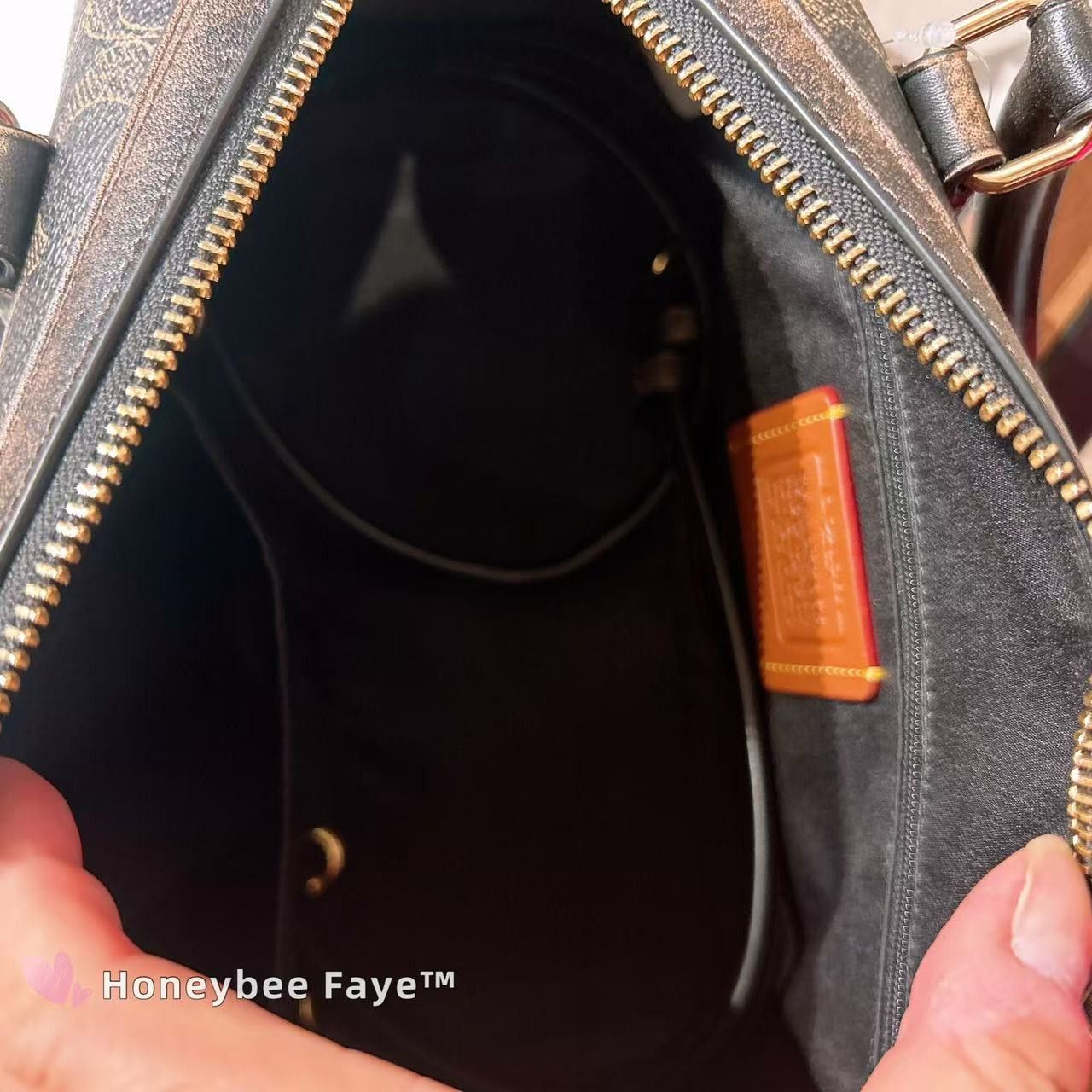 Coach Rowan Satchel Bag In Loved Signature Canvas CDY16 Size ONE SIZE - 10 Thumbnail