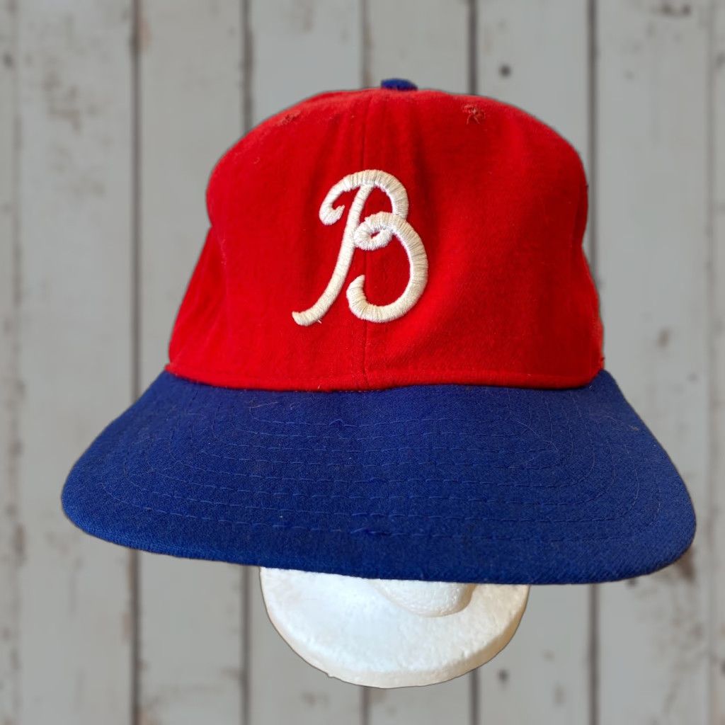 New Era VINTAGE New Era Baseball Hat Red Blue White Size 7 Bears Red Sox - Hat - Unisex Adults - Red - 7 - USA - Baseball Cap - Mens / Womens Size ONE SIZE - 1 Thumbnail