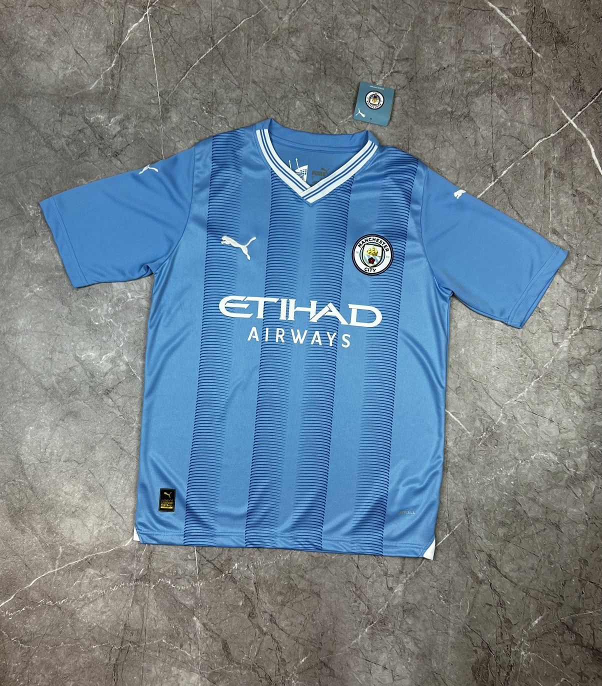 Puma New Puma Manchester City football jersey size S Size US S / EU 44-46 / 1 - 2 Thumbnail