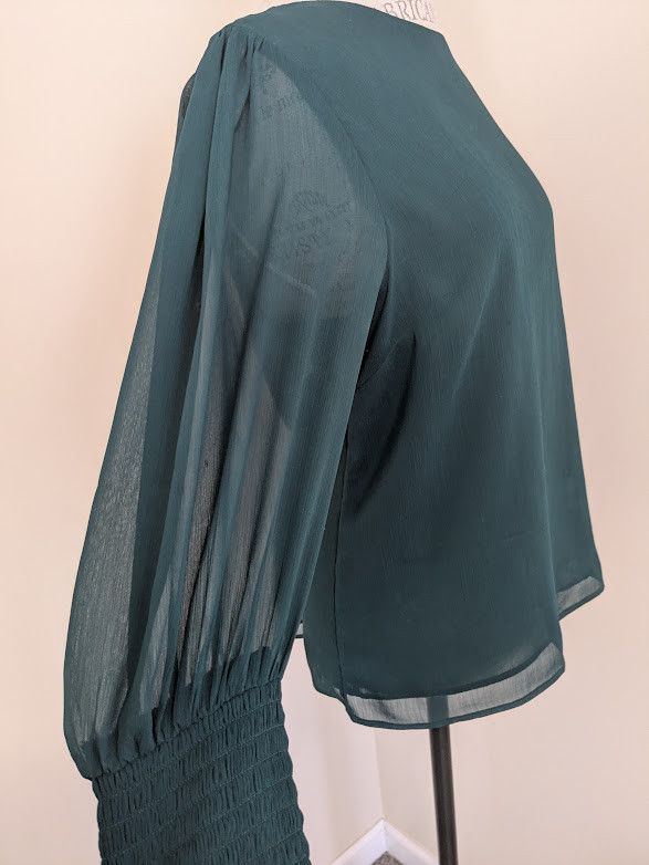 Ann Taylor Dark Green smocked cuff chiffon blouse Size L / US 10 / IT 46 - 4 Thumbnail