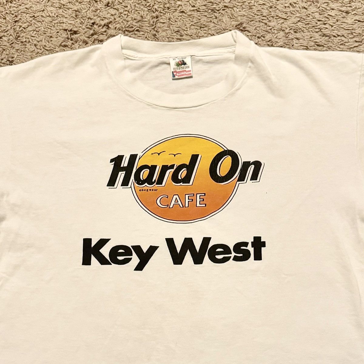 Hard Rock Cafe HARD ON CAFÉ PARODY TEE! Size US XL / EU 56 / 4 - 3 Thumbnail