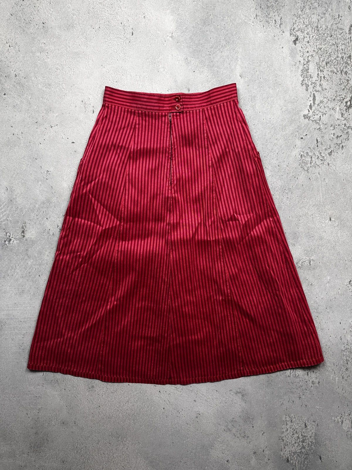 If Six Was Nine Vintage Oleana Silk Midi Skirt Red Stripe Rare XS Lux Item Size 26" / US 2 / IT 38 - 3 Thumbnail