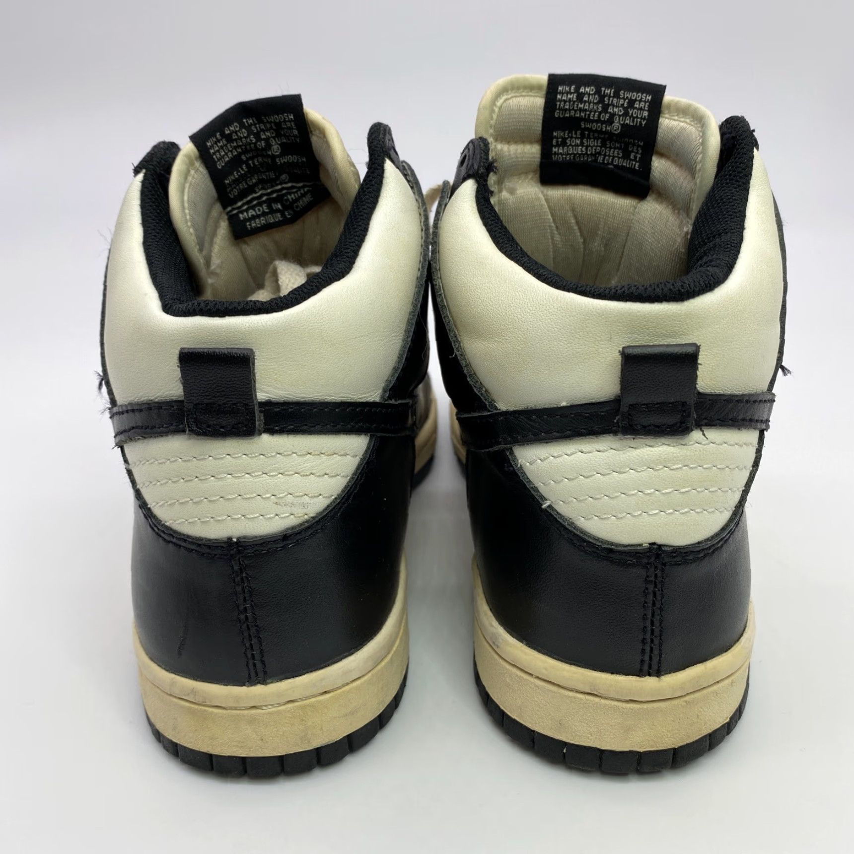 Nike VINTAGE 2008 NIKE DUNK HIGH SAIL BLACK-NATURAL 8.5 ATHLETIC SNEAKER WITH BOX & LACES MENS Size US 9 / EU 42 - 4 Thumbnail