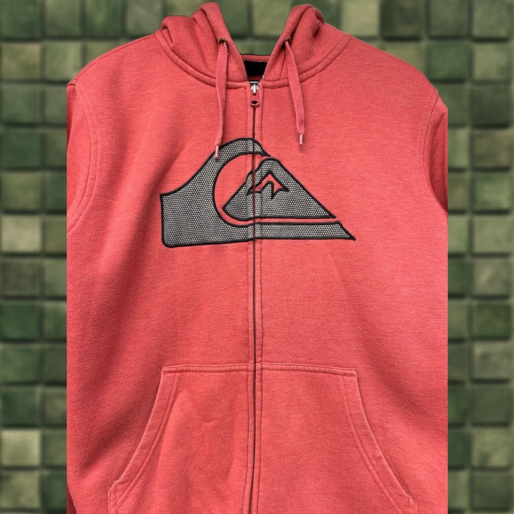 Quiksilver VINTAGE Quiksilver Hoodie Sweatshirt Red Size Small 00s Fleece Zip Boarding Brand Size US S / EU 44-46 / 1 - 1 Thumbnail
