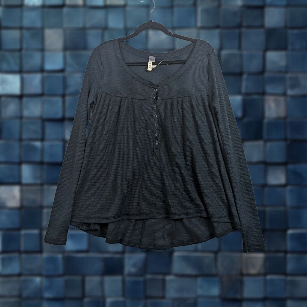 Vintage We The Free Women's Knit Top Navy Blue V-Neck Button-Down 1/2 Button XS Size XS / US 0-2 / IT 36-38 - 1 Thumbnail