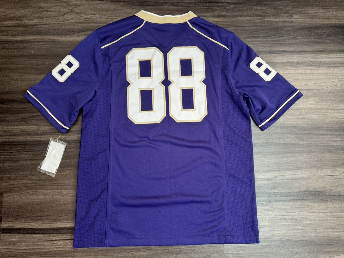 Nike Washington Huskies #88 Stitched NCAA College Football Jersey Size US L / EU 52-54 / 3 - 9 Thumbnail