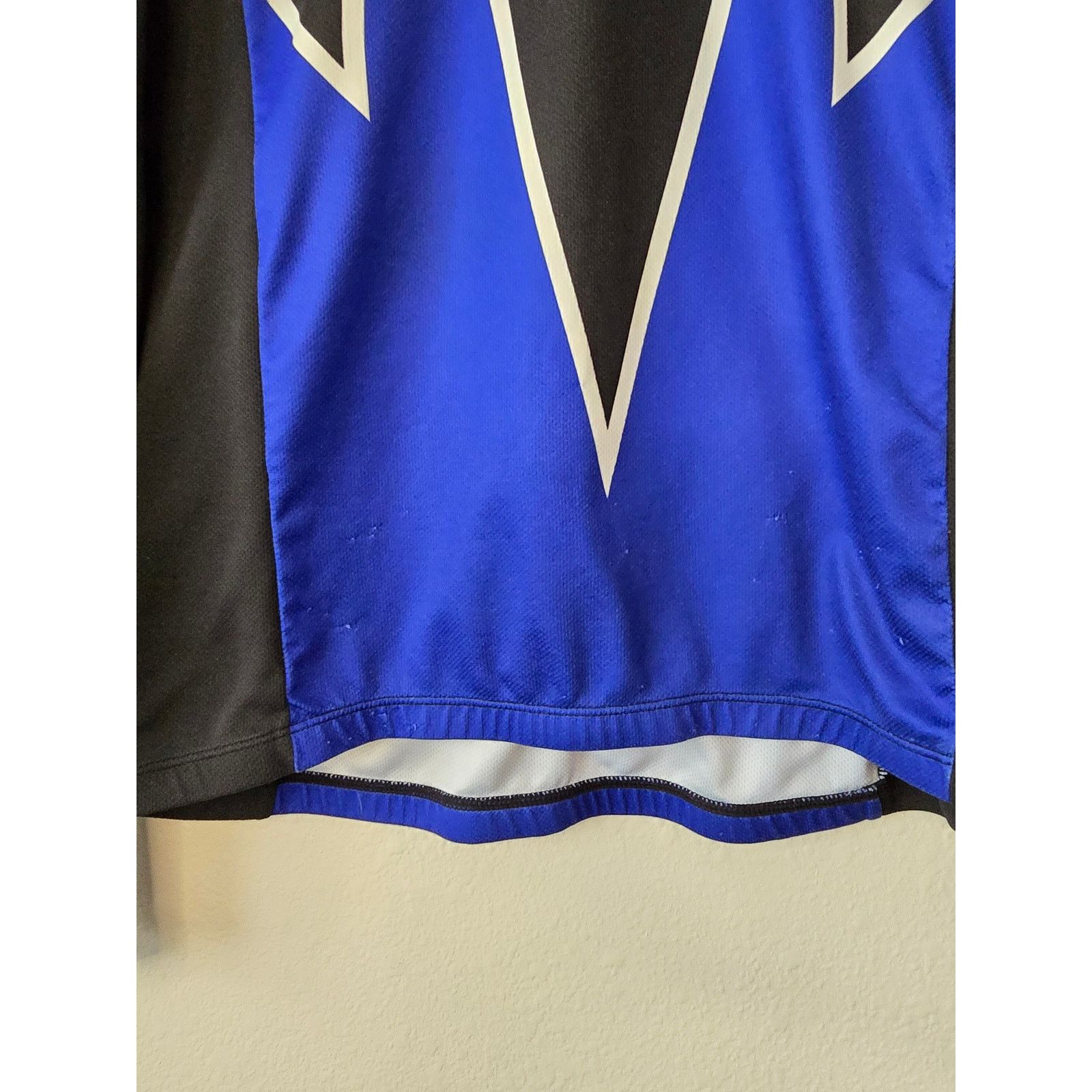 Other Vintage Sugoi Cycling Jersey Mens Medium Technifine Bike Size US M / EU 48-50 / 2 - 4 Thumbnail
