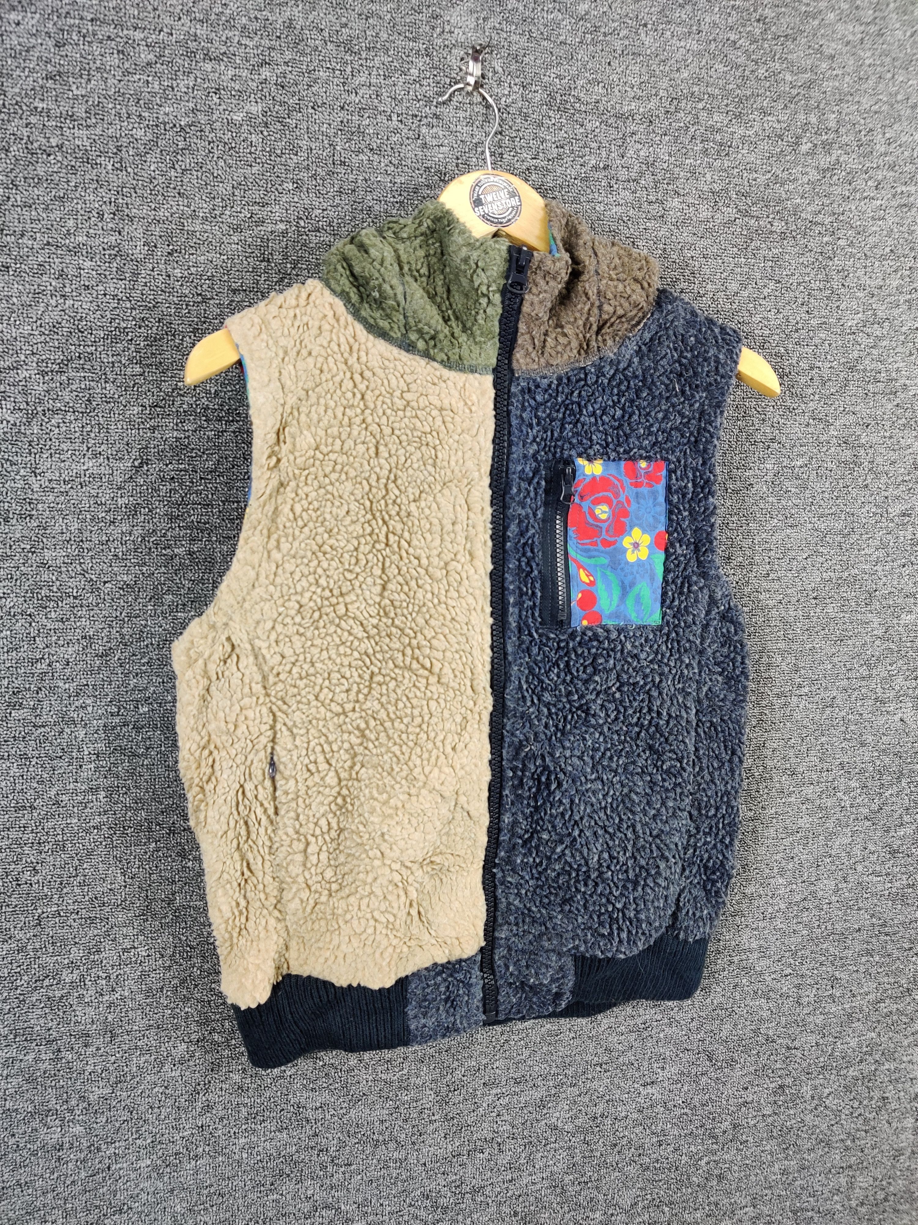 Japanese Brand Vintage Titicaca Sherpa Deep Pile Vest Size US M / EU 48-50 / 2 - 3 Thumbnail