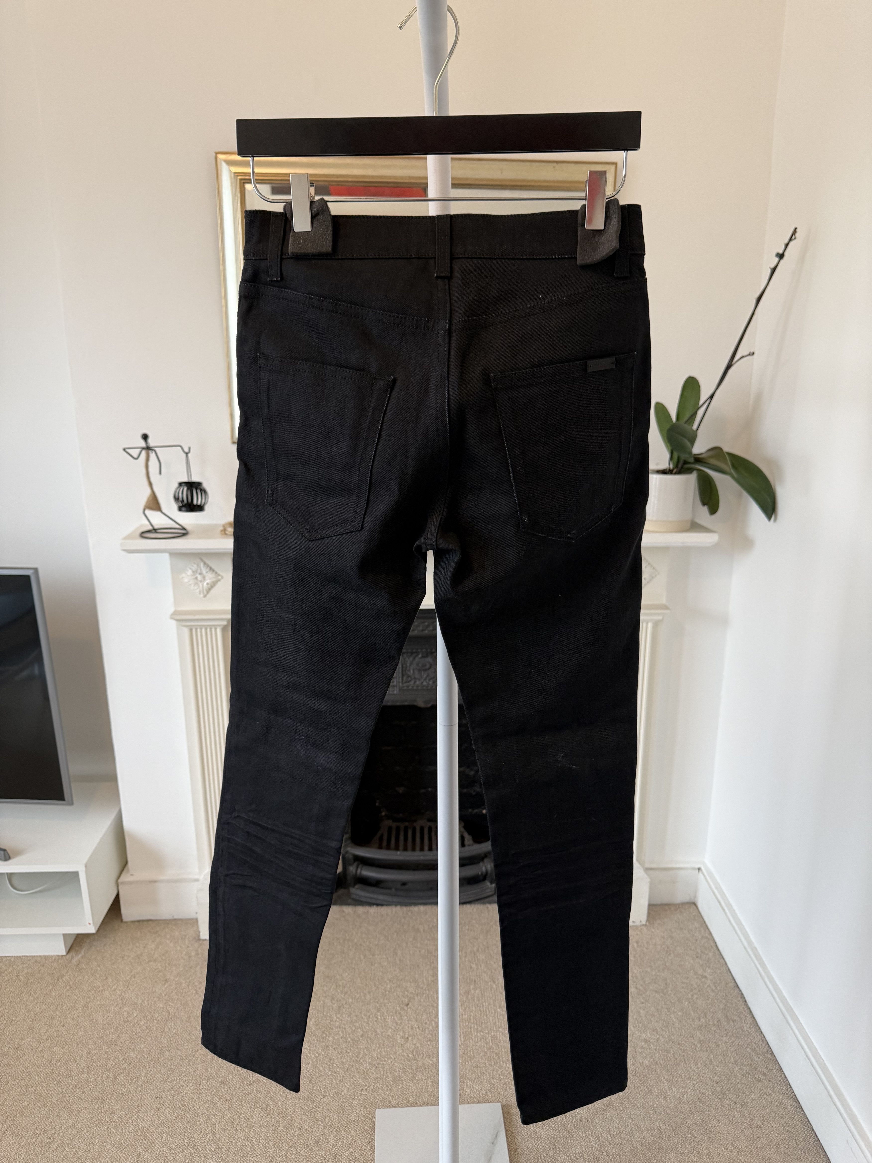 Saint Laurent Paris FW21 Saint Laurent D21 Skinny-Fit Jeans in Used Black Denim Size US 27 - 5 Thumbnail