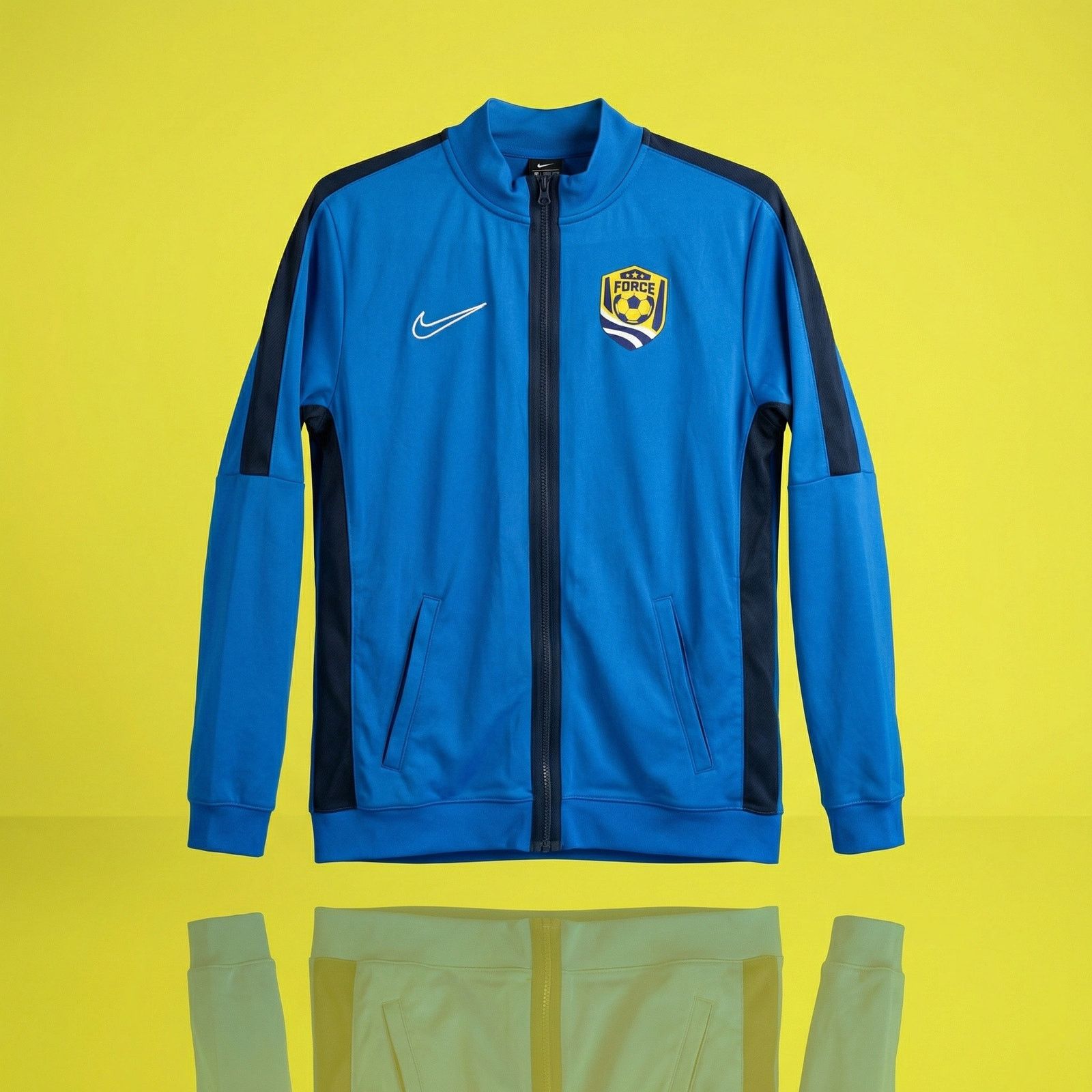 Nike Nike Dri-FIT Slim Fit Track Jacket Blue Full Zip Large Size US L / EU 52-54 / 3 - 1 Thumbnail