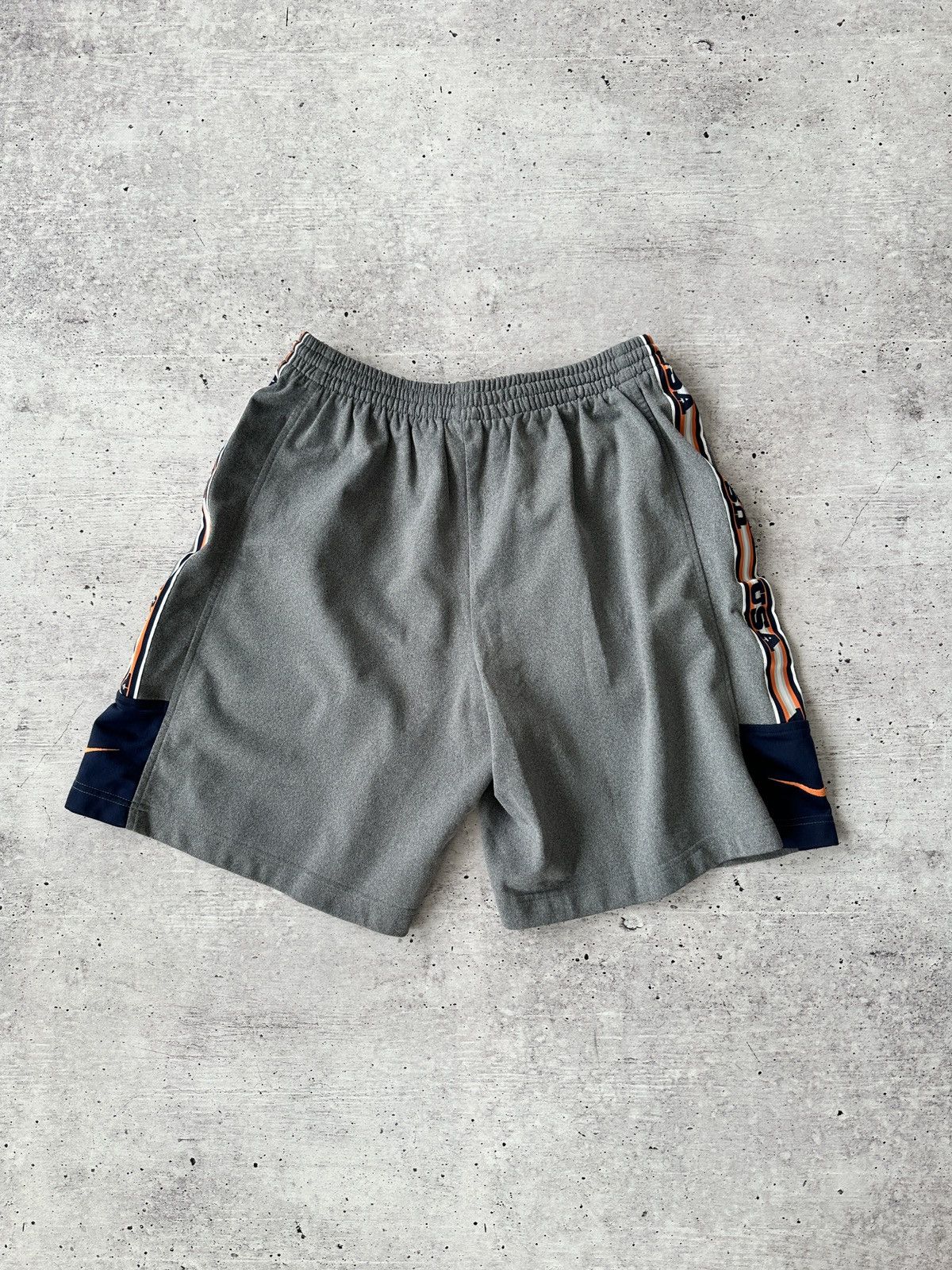 Nike × Vintage Vintage Nike USA Shorts Size US 34 / EU 50 - 5 Thumbnail