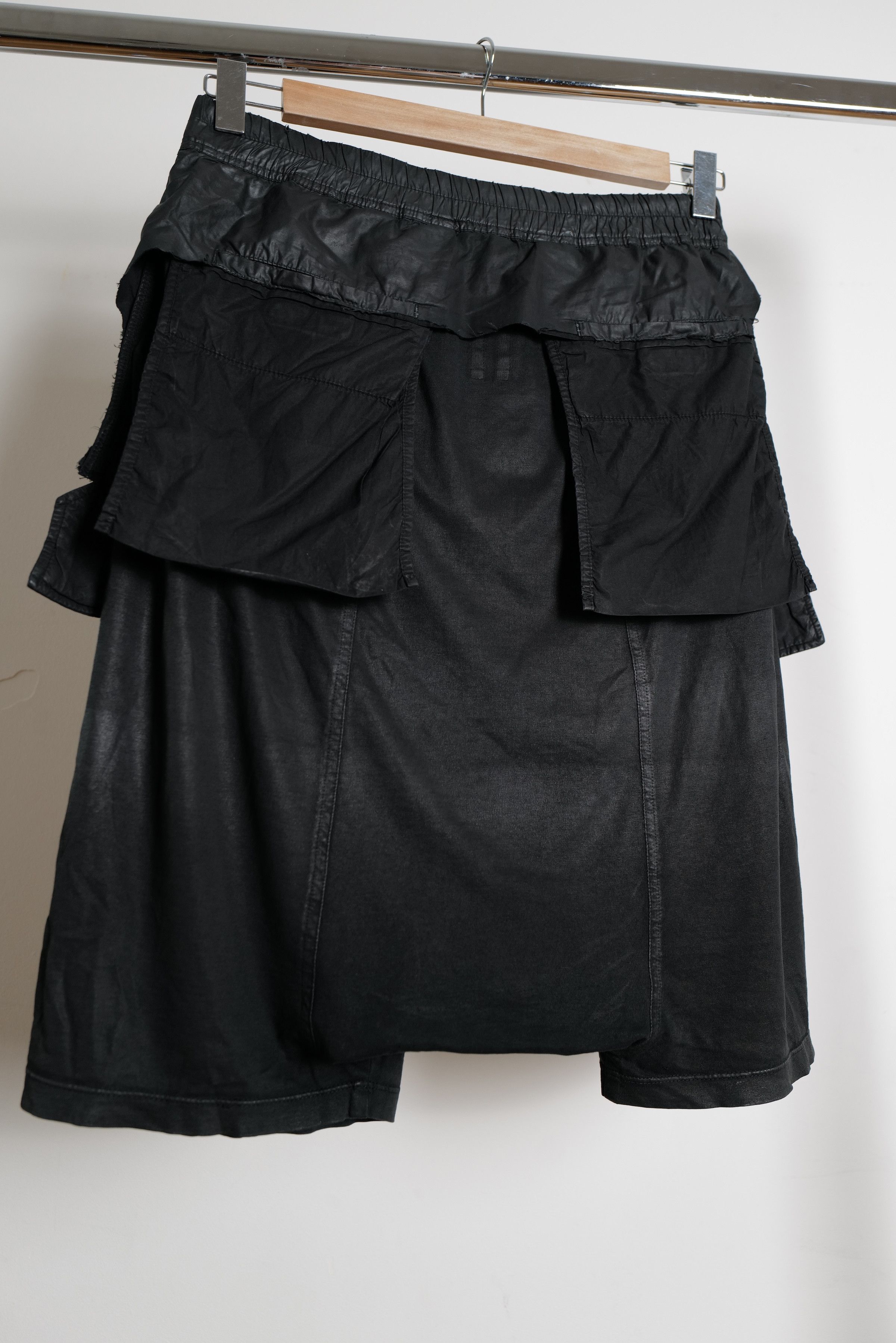 Rick Owens ARCHIVE WAXED INSIDEOUT SHORTS Size US 34 / EU 50 - 15 Thumbnail