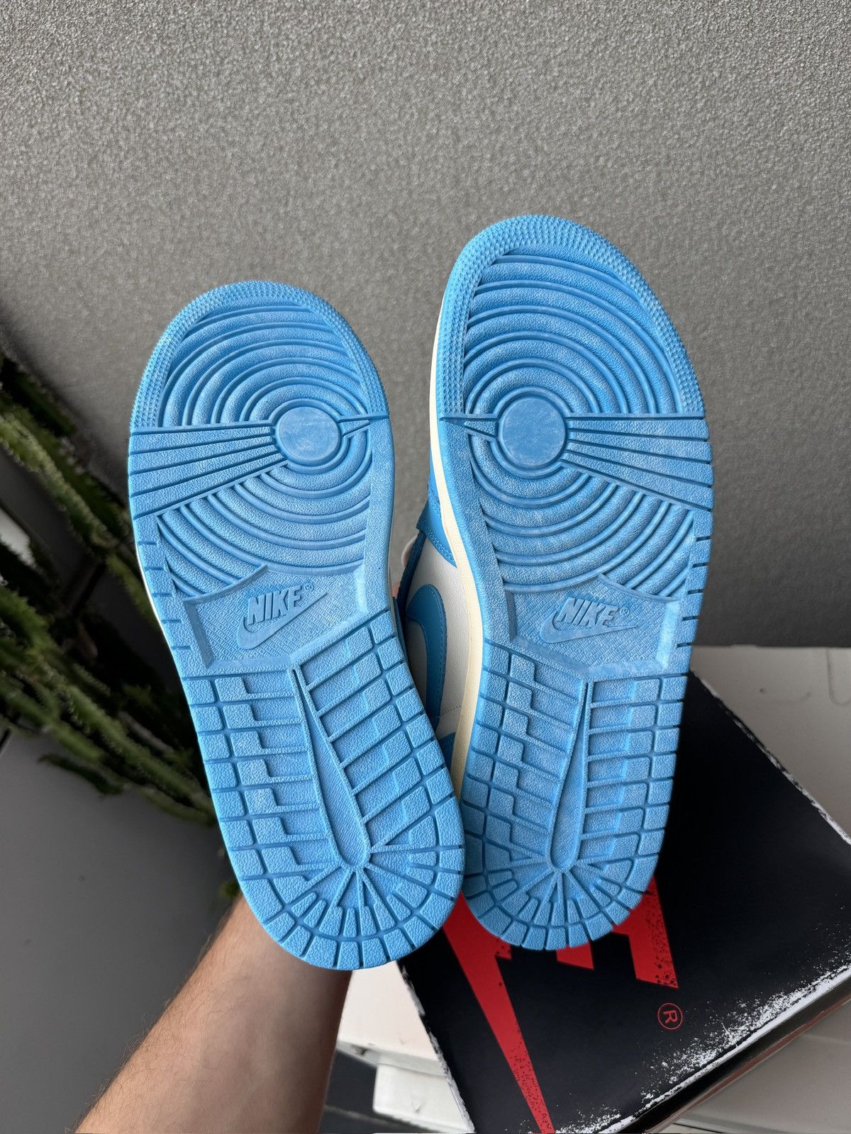 Nike Jordan 1 UNC Blue 2025 Size US 9 / EU 42 - 3 Thumbnail