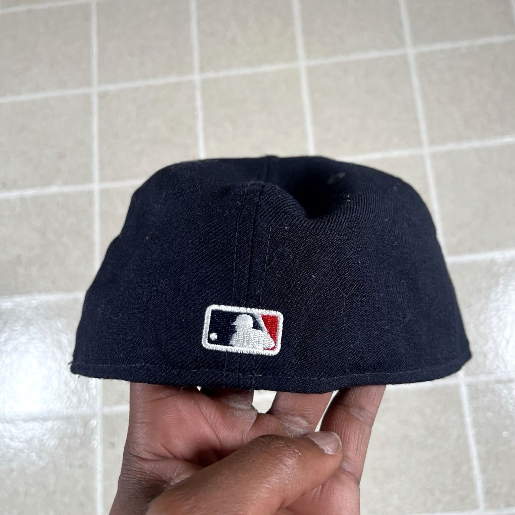 New Era New Era New York Yankees 59FIFTY Patch Hat Cap 7 7/8 Subway Series Blue Hat Mens Cap Size ONE SIZE - 3 Thumbnail