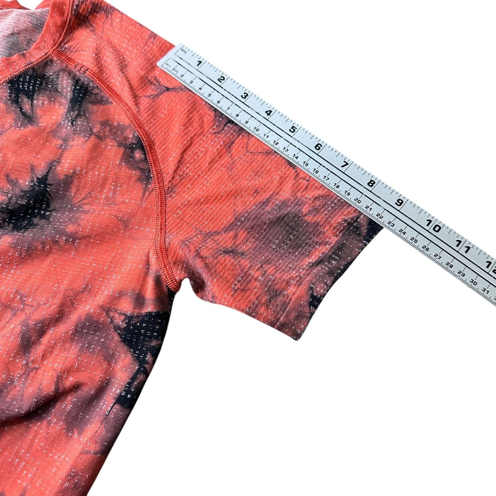 Lululemon Lululemon Metal Vent Tech 2.0 T-Shirt Men S Tie-Dye Marble Size US S / EU 44-46 / 1 - 10 Thumbnail
