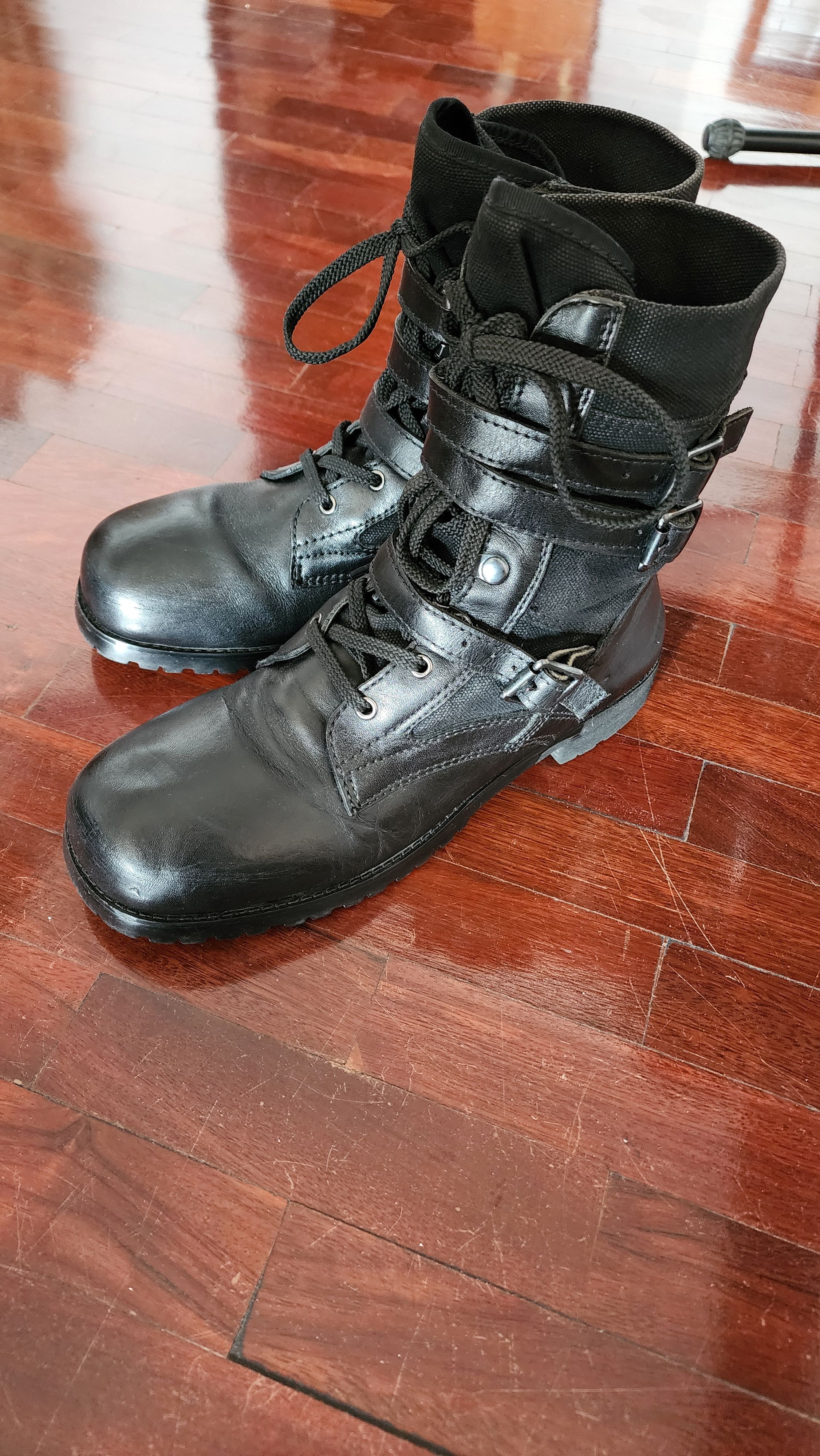 Number (N)ine S/S 2006 ''Welcome To The Shadow'' Combat Boots
