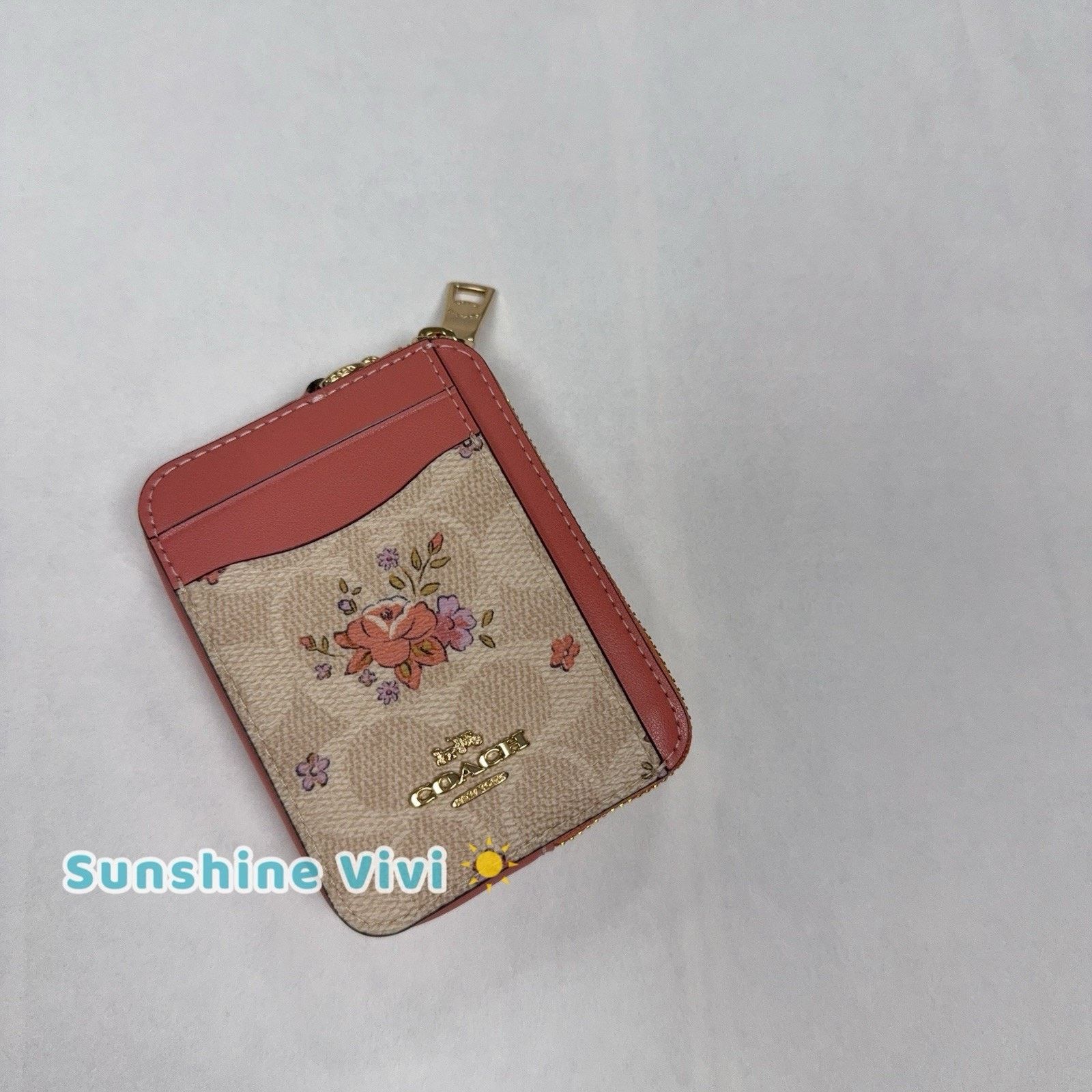 Coach NWT Coach Zip Card Case With Floral Print CAU45 Gold/Sand Size ONE SIZE - 2 Thumbnail