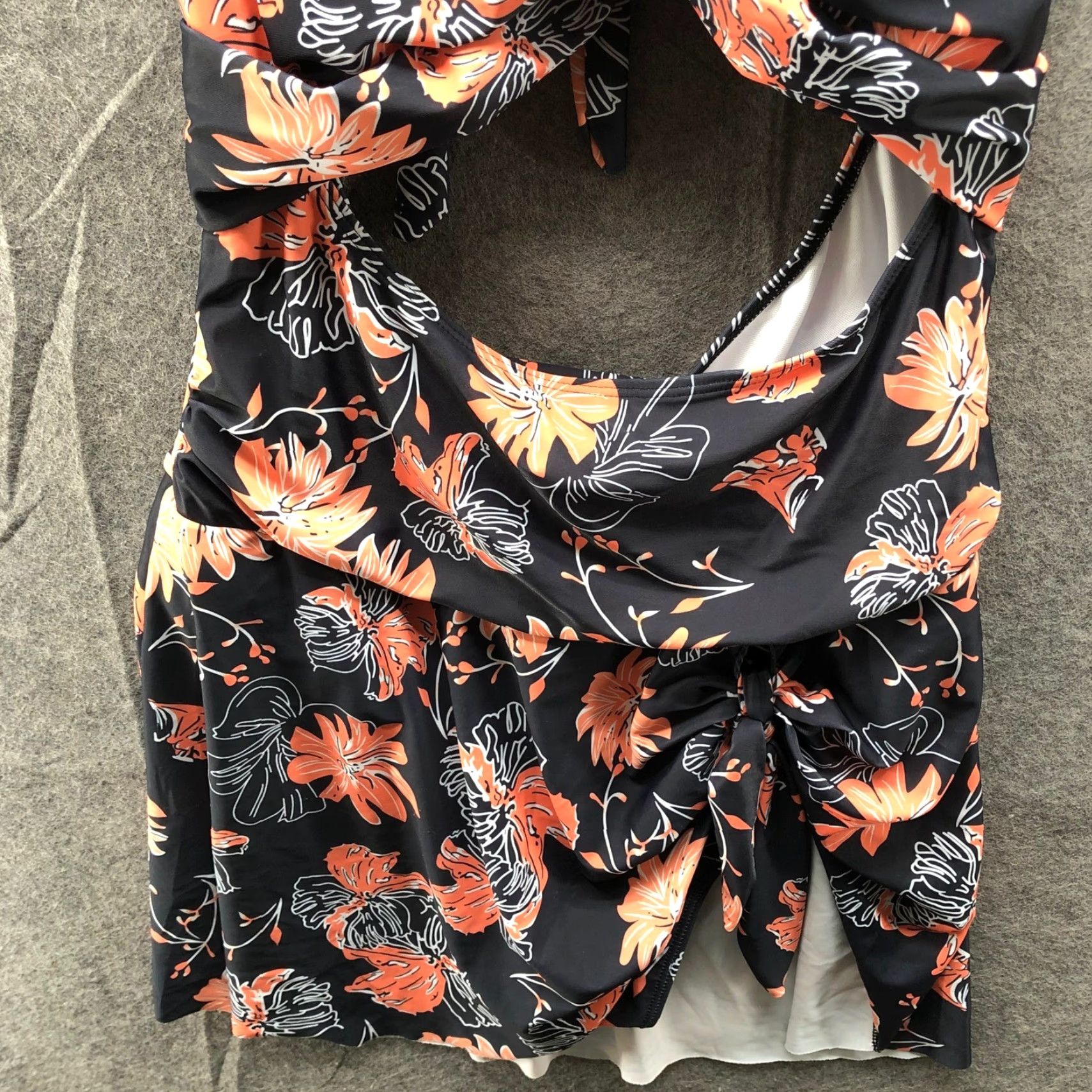 ZAFUL VINTAGE Zaful Floral Cut-Out Swim Dress Women 2X (16-18) Black Orange Floral Tie Back Size XXL / US 16-18 / IT 52-54 - 6 Thumbnail