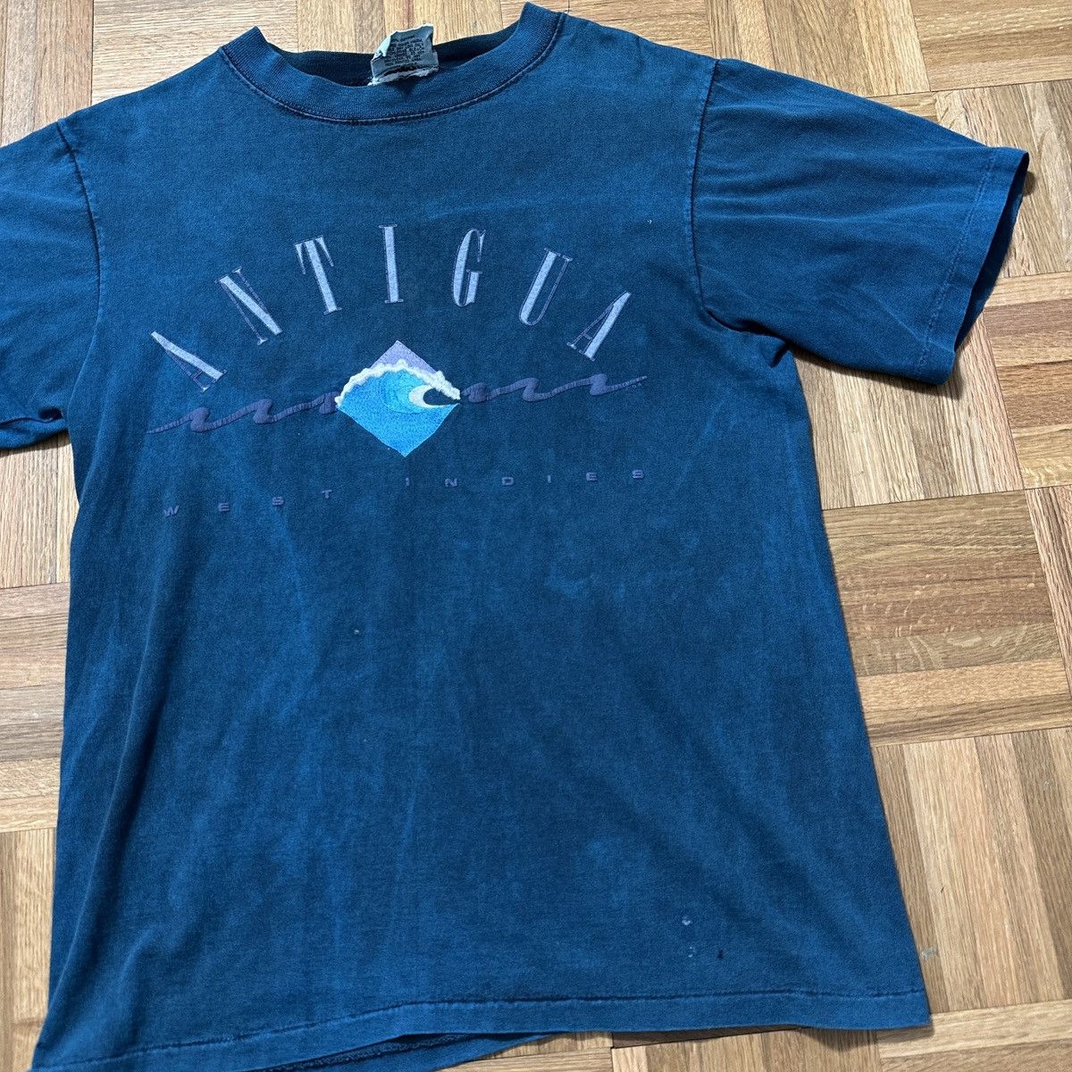 Vintage Vintage Antigua tee Size US M / EU 48-50 / 2 - 3 Thumbnail