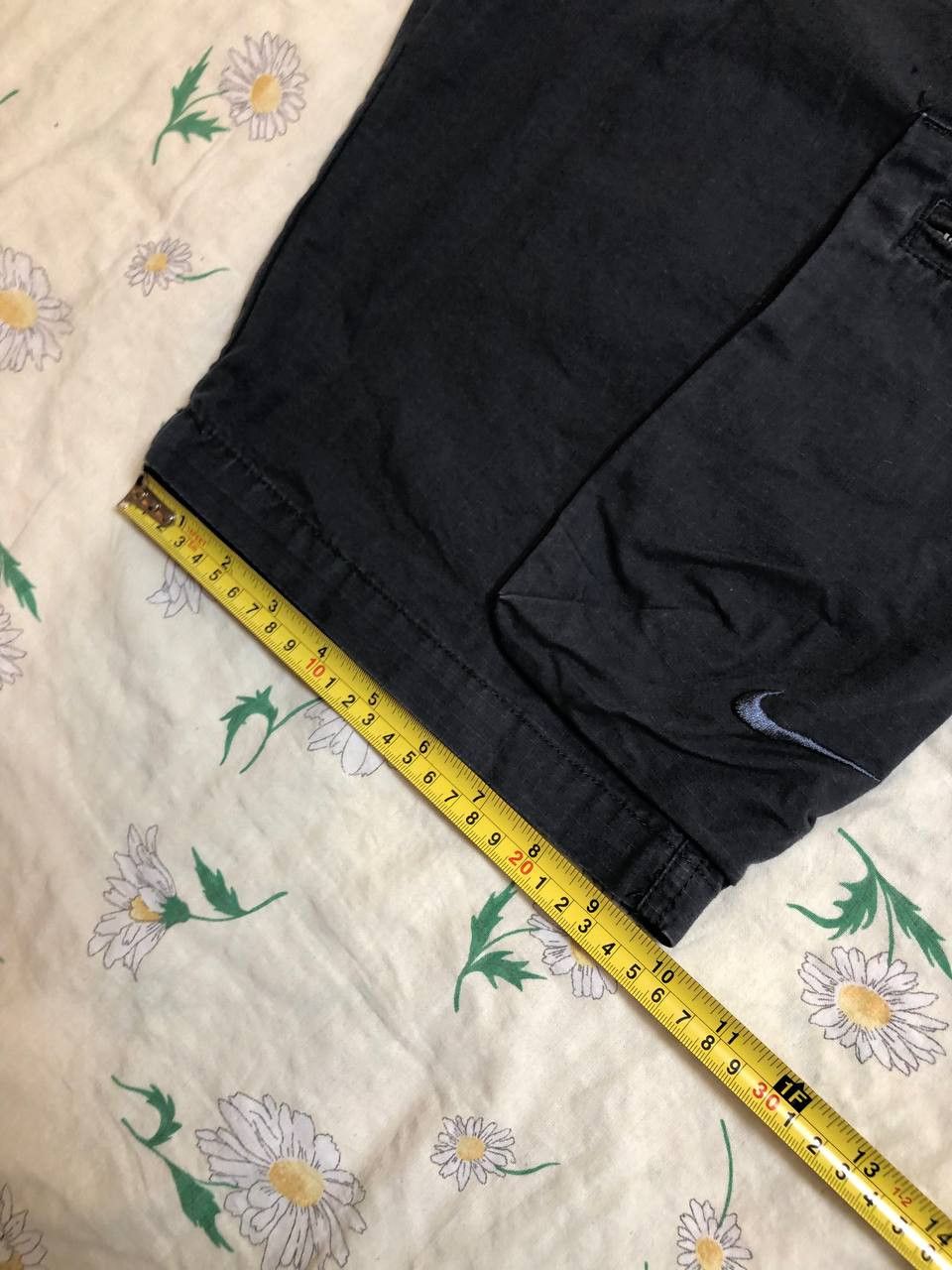 Nike Nike Cargo Board Shorts Summer Y2K Dual Pockets Vintage Size US 30 / EU 46 - 5 Thumbnail