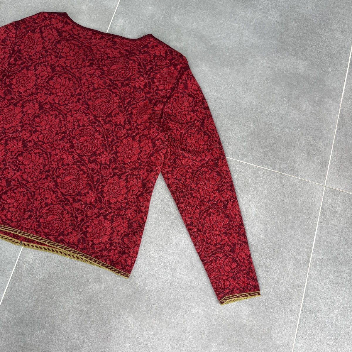 Vintage Vintage Oleana Wool Floral Women Button Cardigan Sweater Size M / US 6-8 / IT 42-44 - 19 Thumbnail