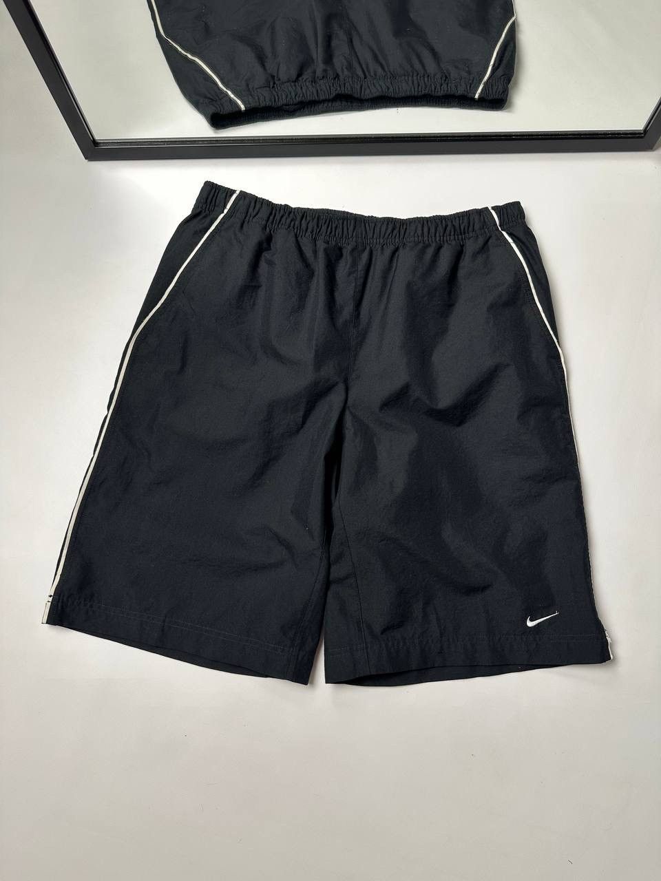 Nike 00’s Vintage Nike Track Nylon Shorts Baggy Drill Style Size US 32 / EU 48 - 1 Thumbnail
