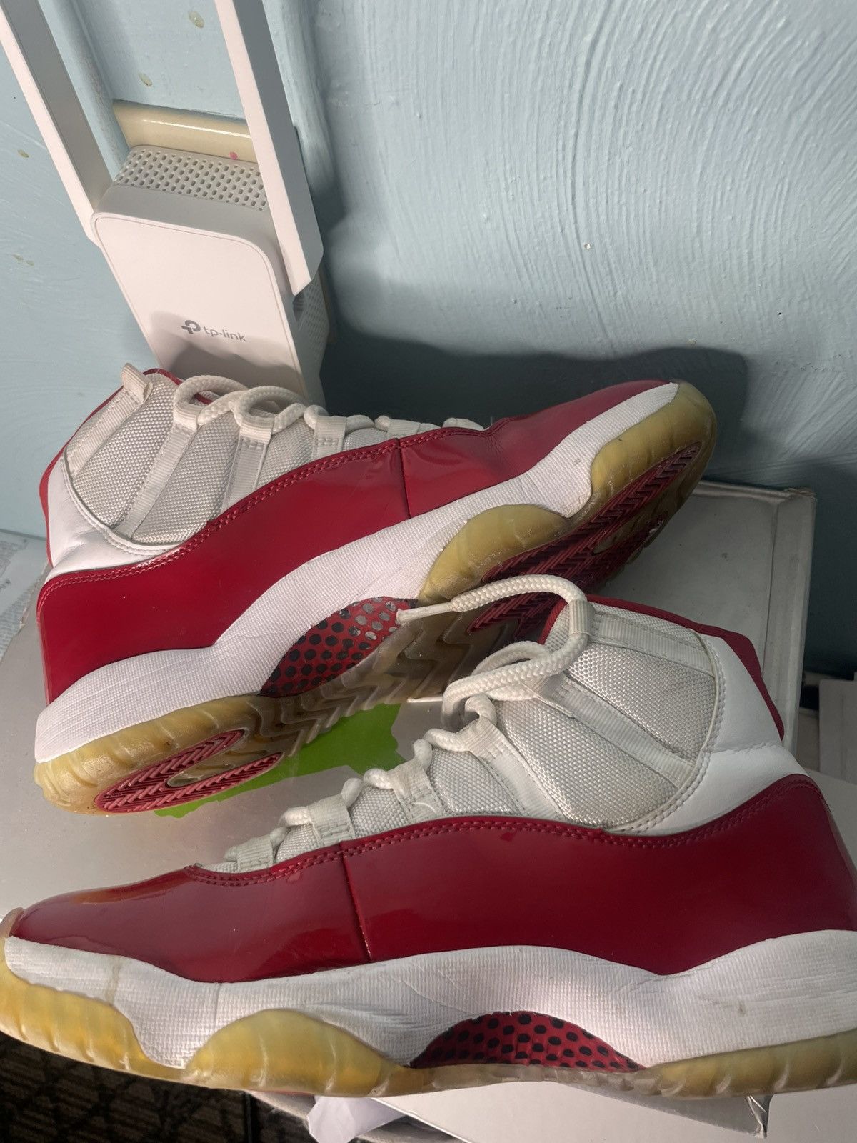 Jordan Brand × Nike Jordan 11 Cherry Size US 10.5 / EU 43-44 - 6 Thumbnail