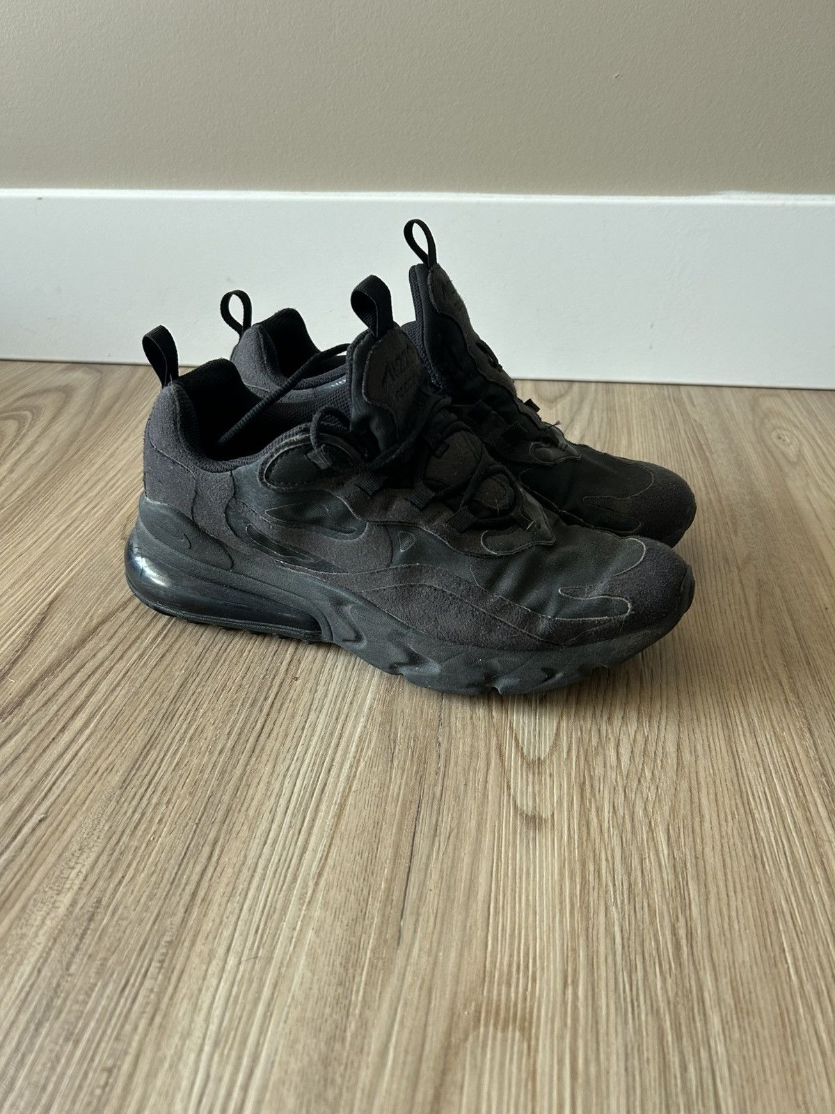 Nike Nike Airmax React 270 Triple Black Size US 8 / IT 38 - 1 Thumbnail