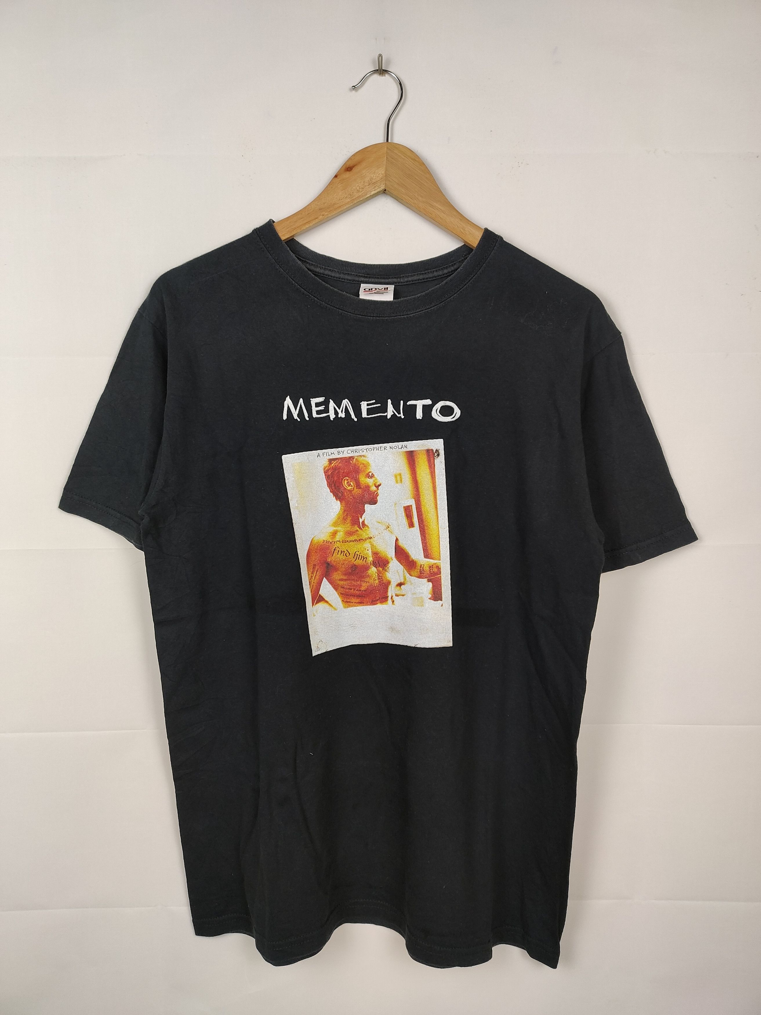 Movie × Rare × Vintage Vintage Christopher Nolan 's Memento Movie Shirt |  Grailed