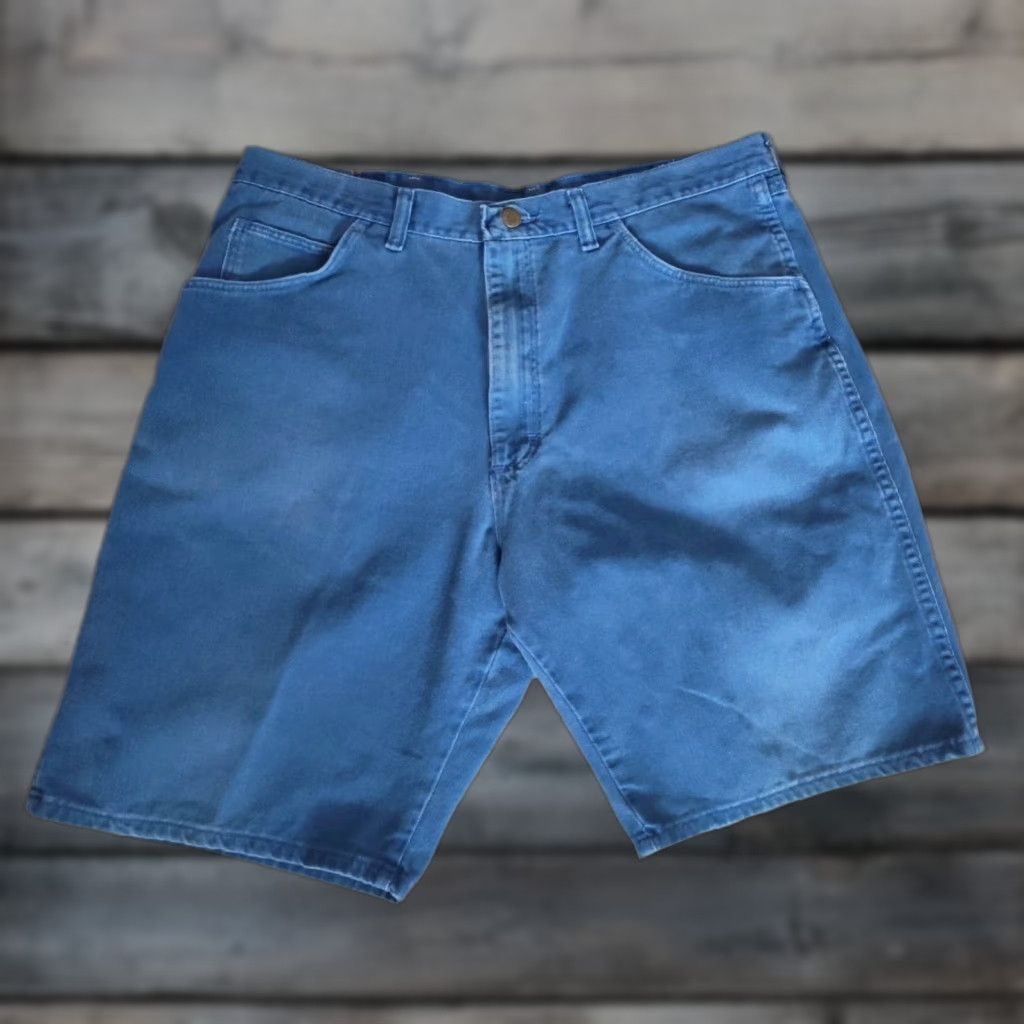 Wrangler VINTAGE Wrangler Men's Jean Shorts Bermuda 90s Casual Summer 36 Blue Retro US Made Size US 36 / EU 52 - 1 Thumbnail