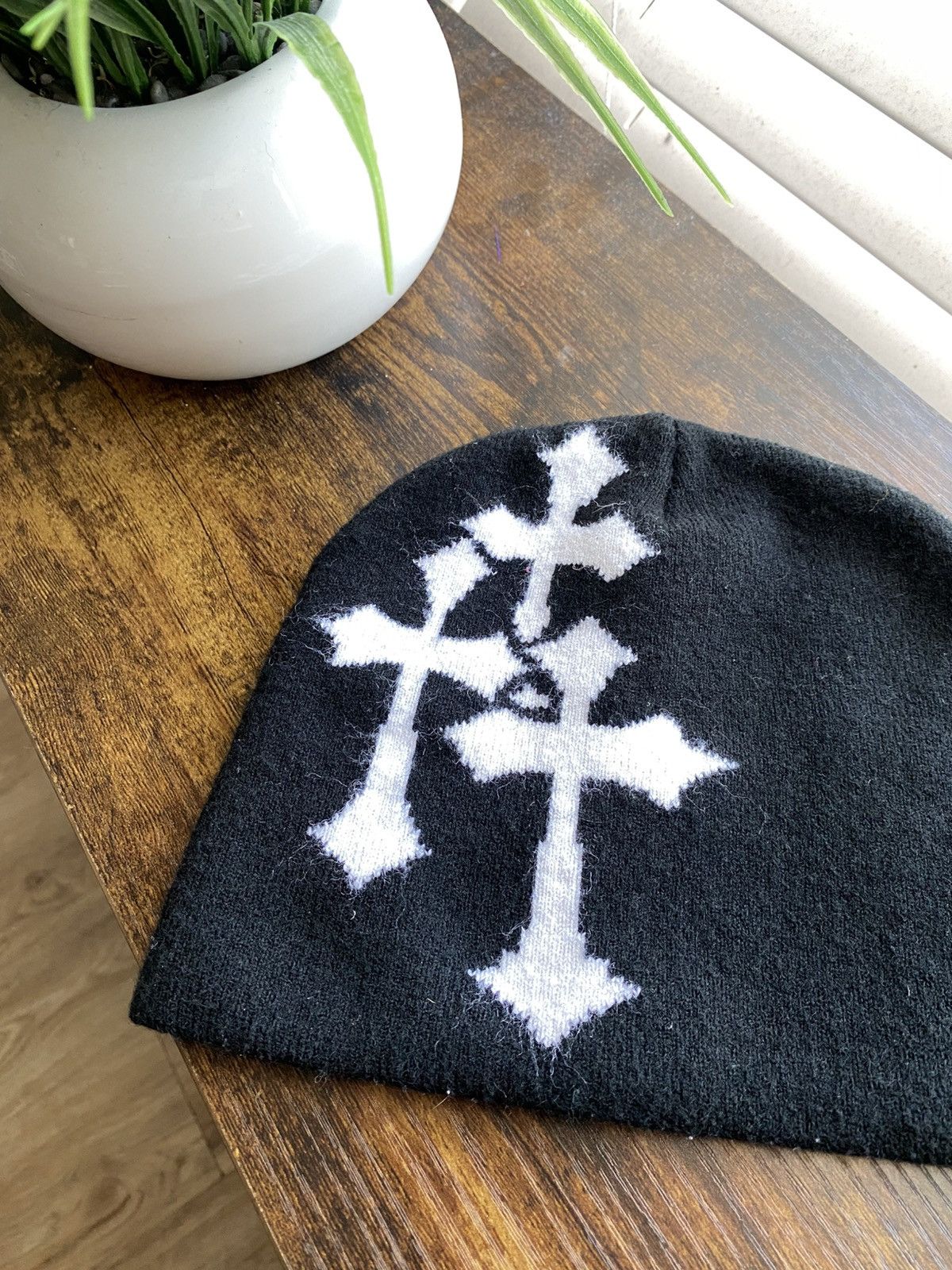 Other Black Cross Skully Beanie Size ONE SIZE - 2 Thumbnail