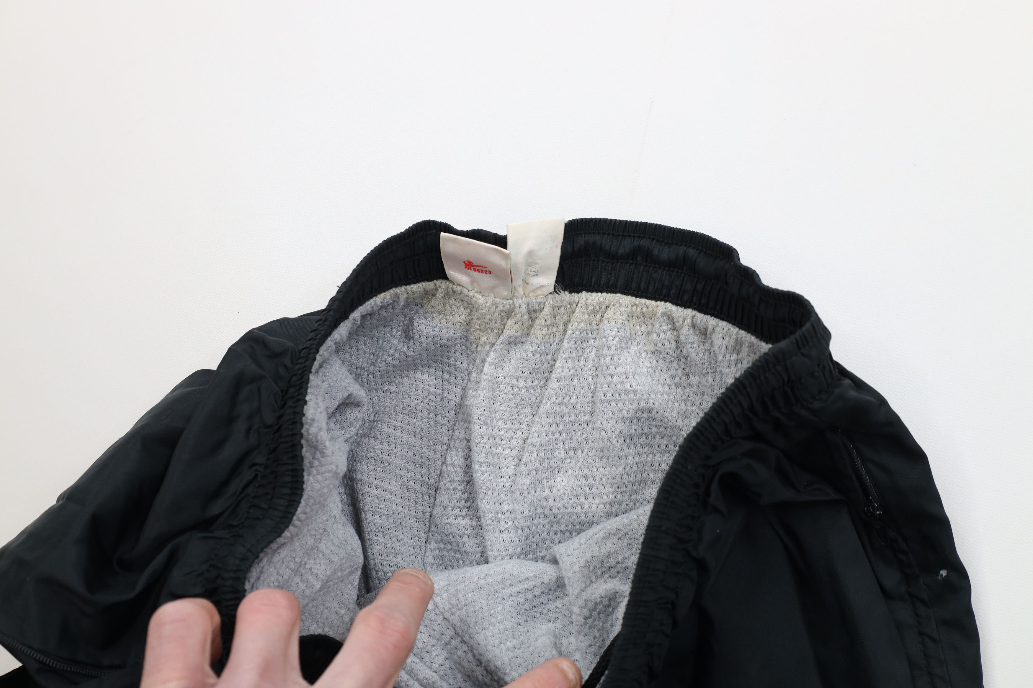 Nike Vintage 80s 90s Nike Swoosh Lined Windbreaker Joggers Pants Size US 36 / EU 52 - 10 Thumbnail