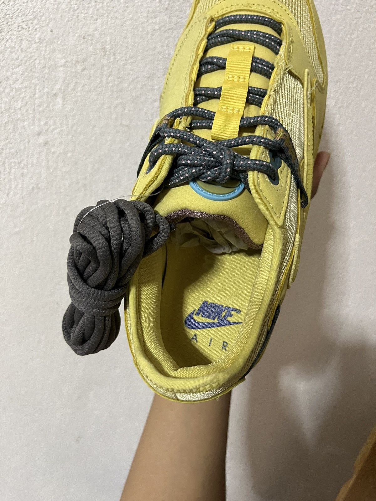 Nike × Travis Scott Nike Air Max 1 x Travis Scott Size US 9.5 / EU 42-43 - 5 Thumbnail