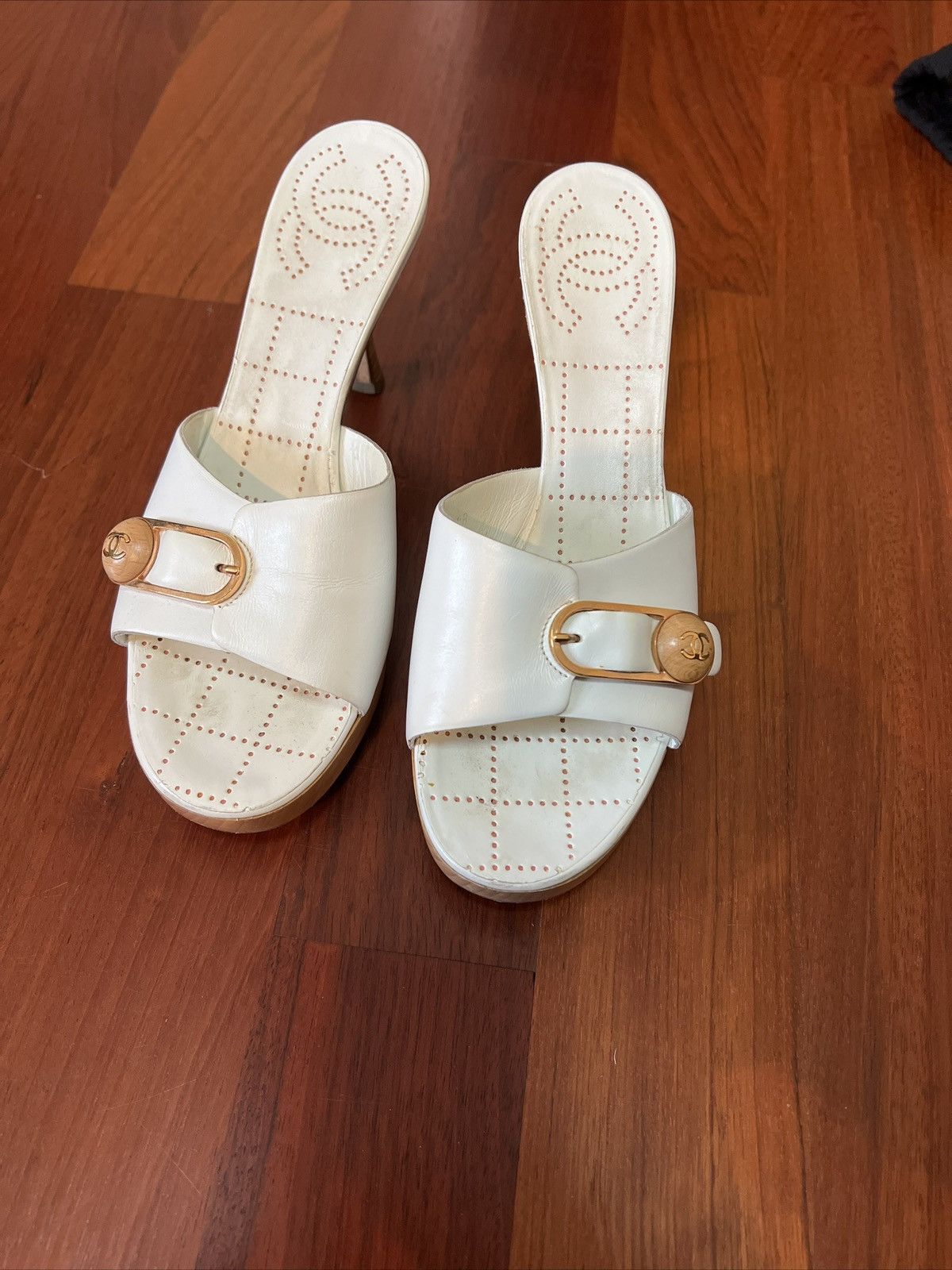Vintage Chanel Wood Sole Heel White Gold Accents 38.5 Wmns