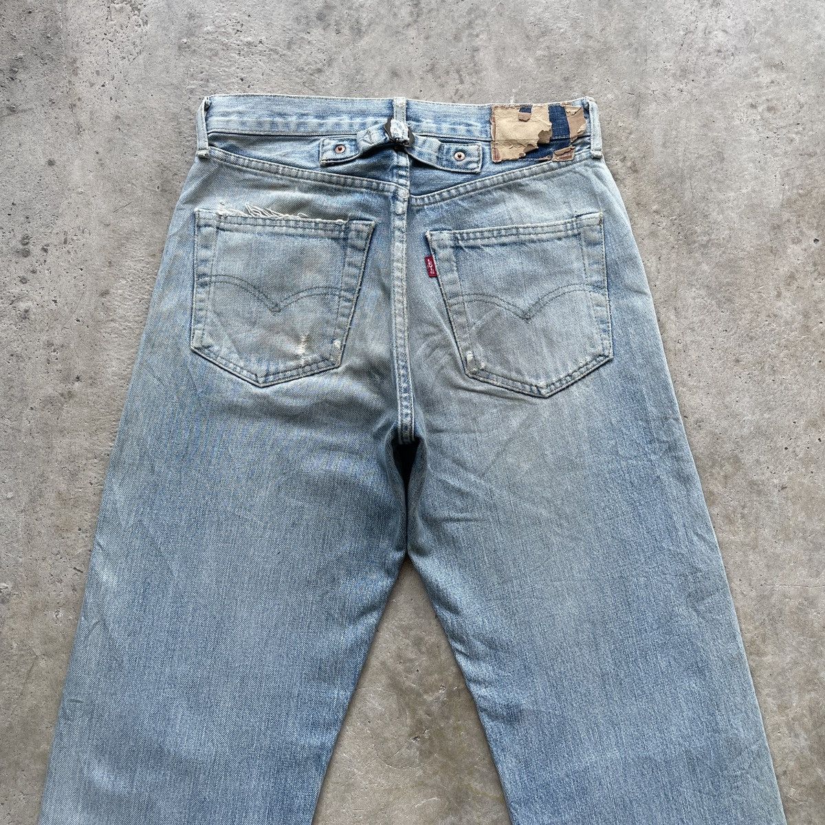 Levi's Vintage Clothing Vintage Levi’s Big E Wash Buckle Distressed Jeans Faded Pant Size US 29 - 13 Thumbnail