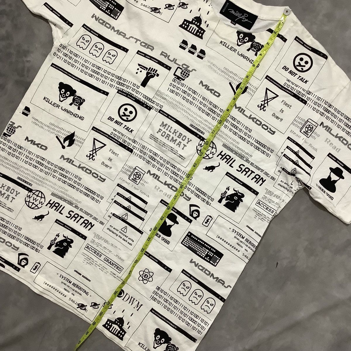 20471120 × Japanese Brand Archive Milkboy Webmaster Rules Size US XXL / EU 58 / 5 - 11 Thumbnail